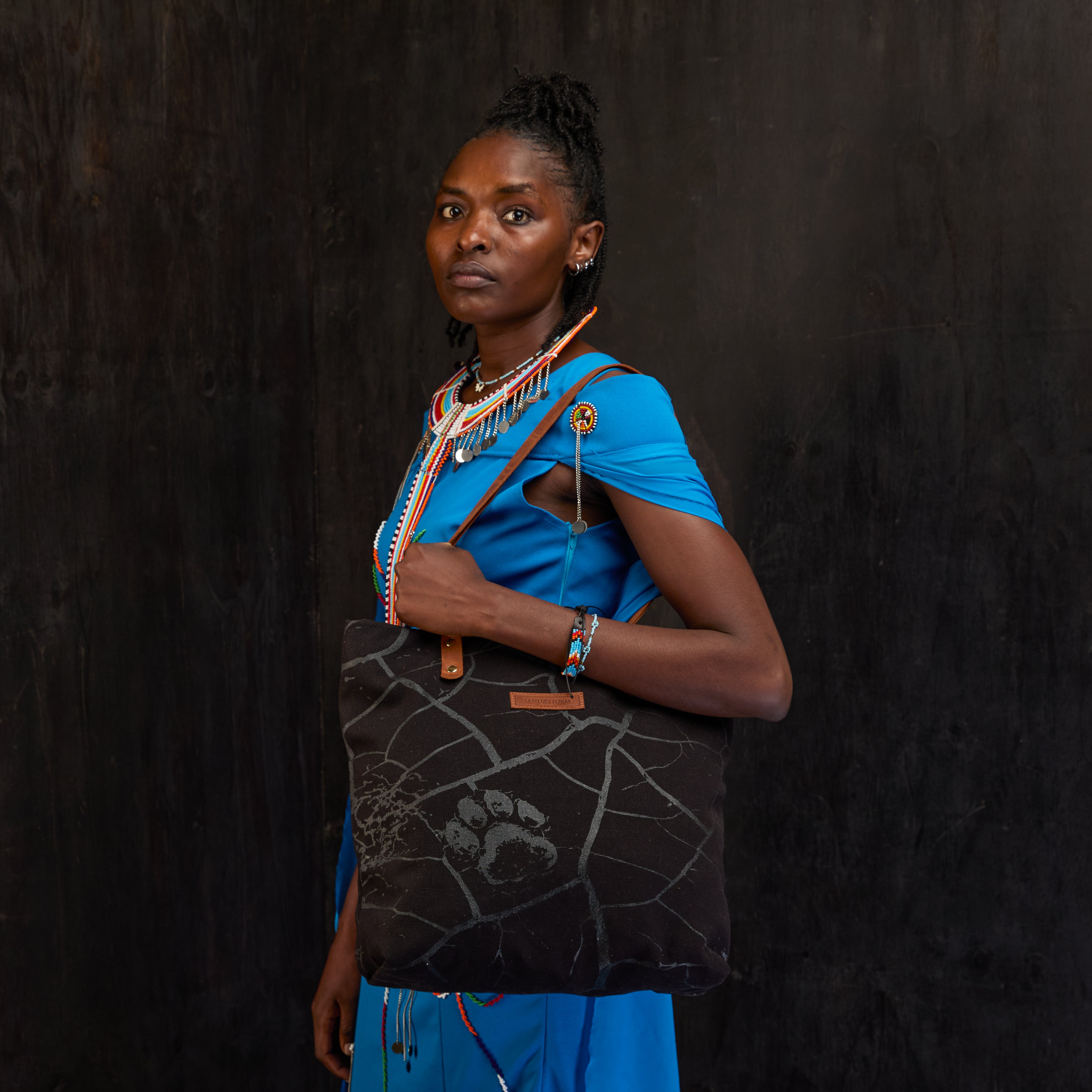 Dorothy tote x Lion Guardian (Journey)