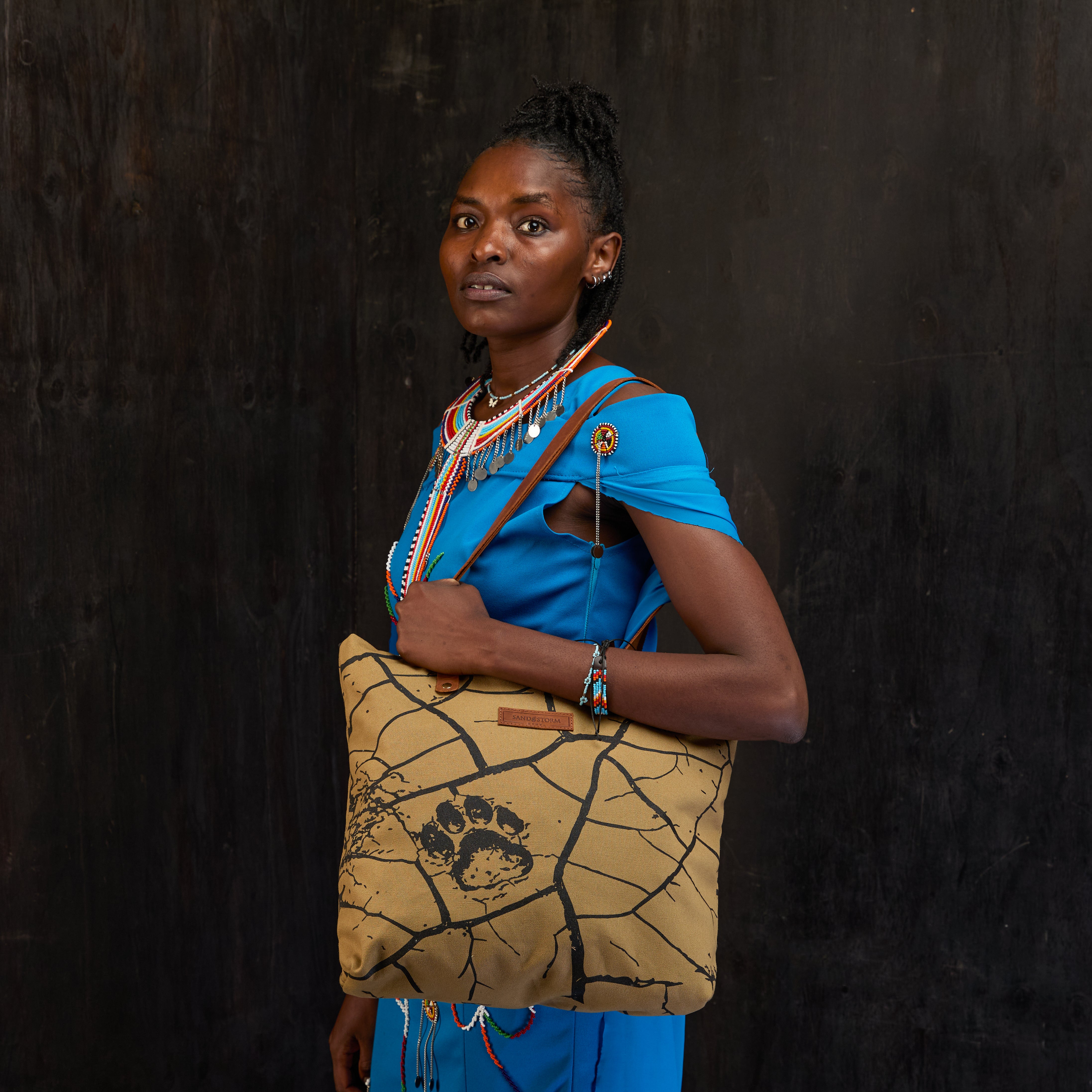 Dorothy tote x Lion Guardian (Journey)