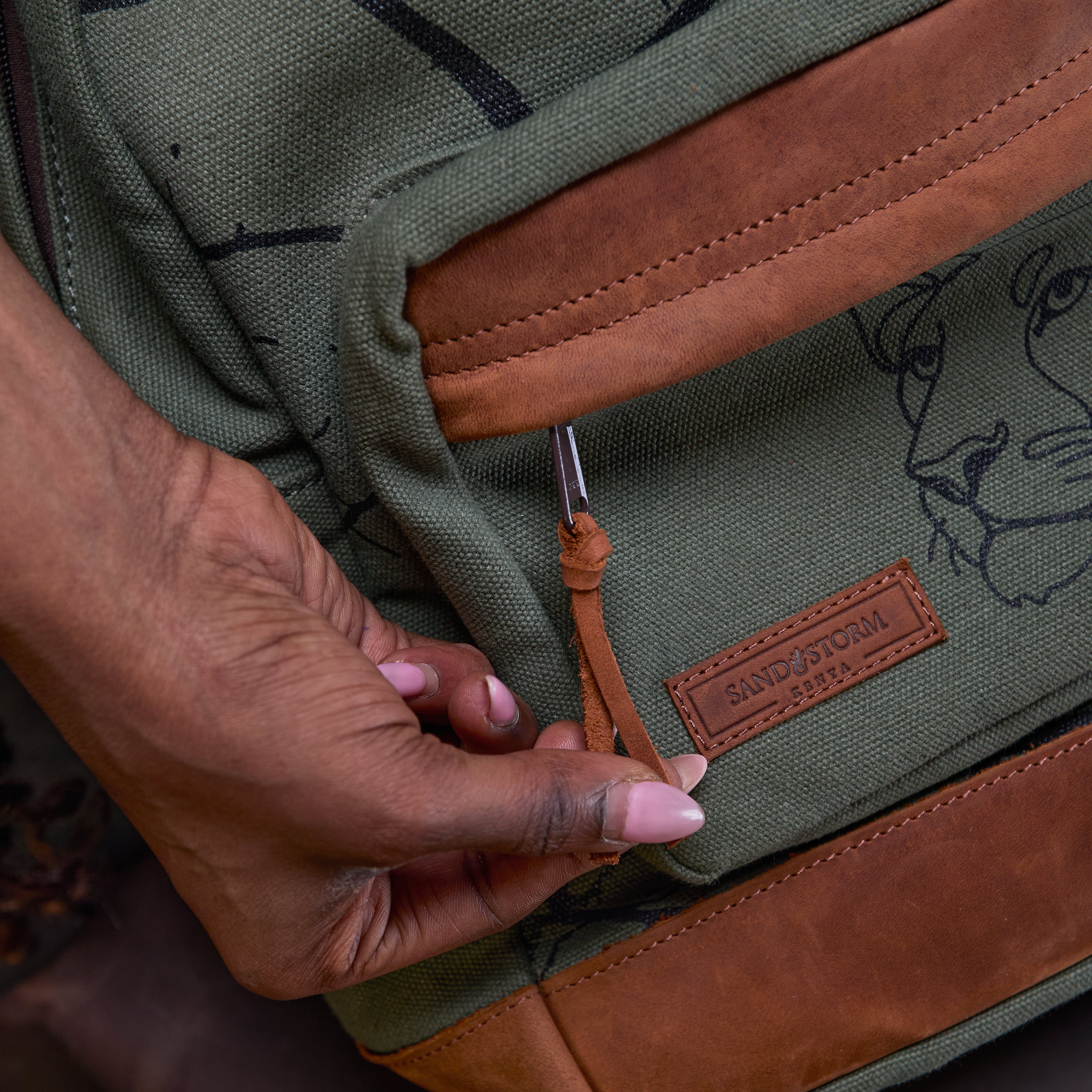 Canvas Hillary Backpack x Lion Guardian