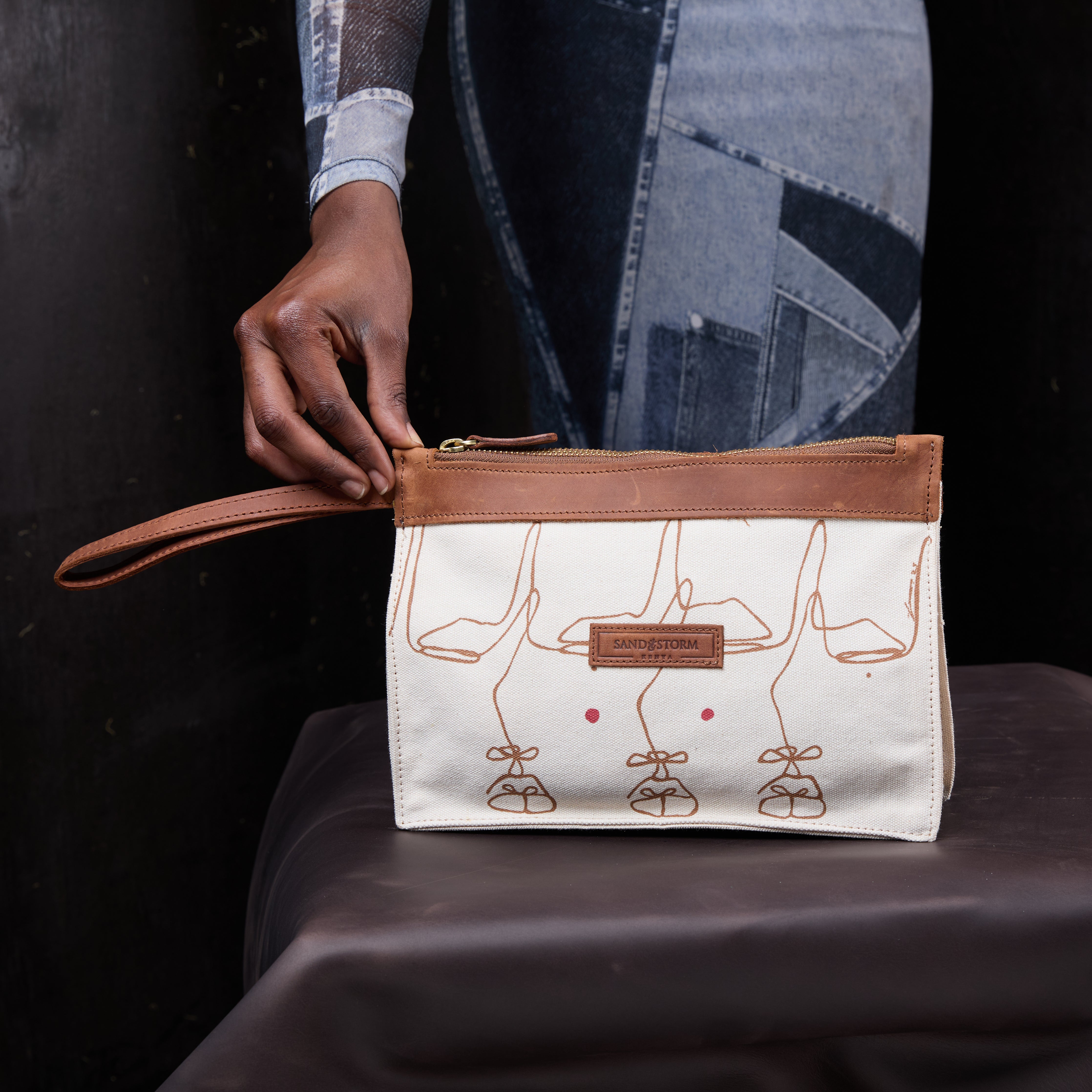 Canvas Agnes Pouch Intertwine Print x EndoSquared