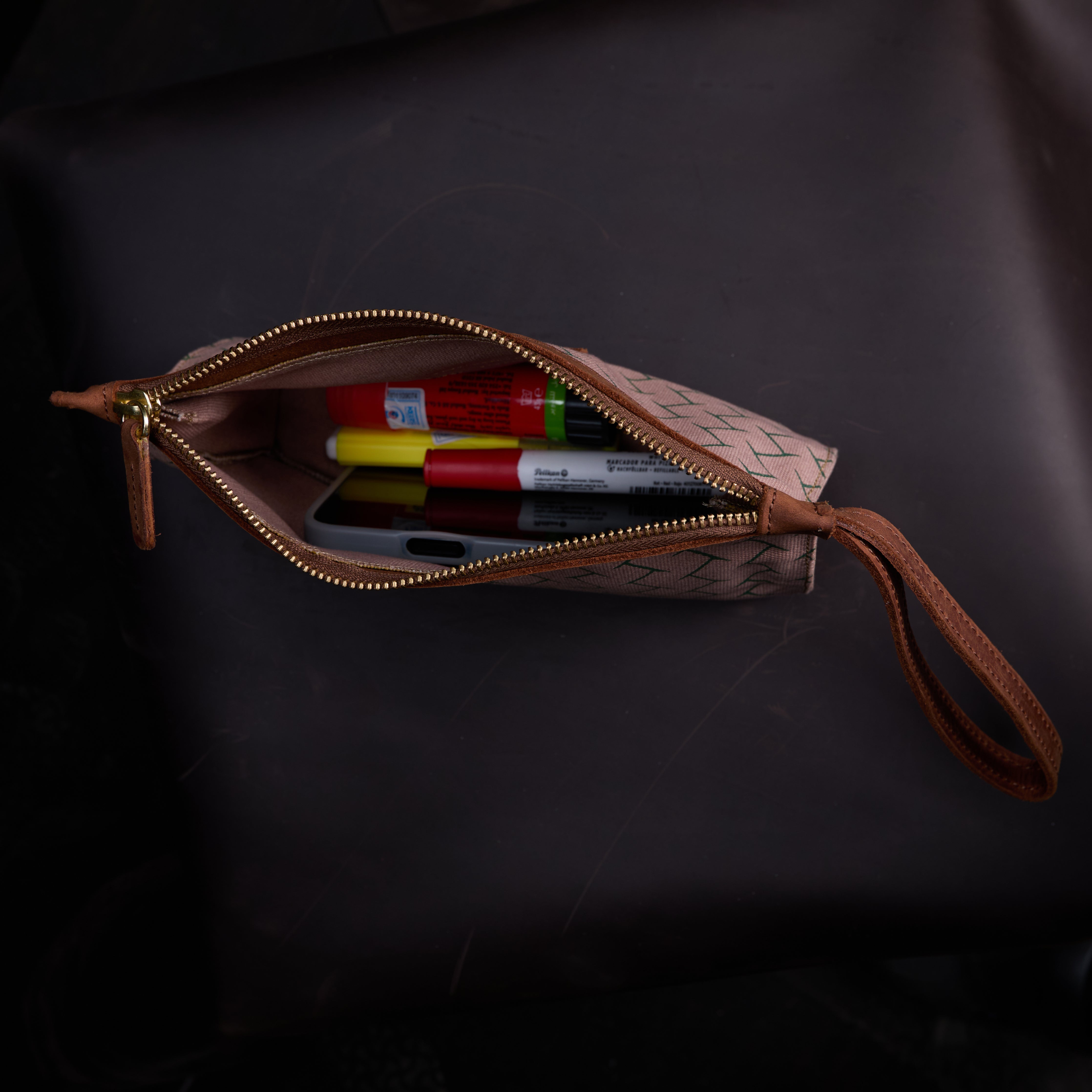 Canvas Agnes Woven Print Pouch