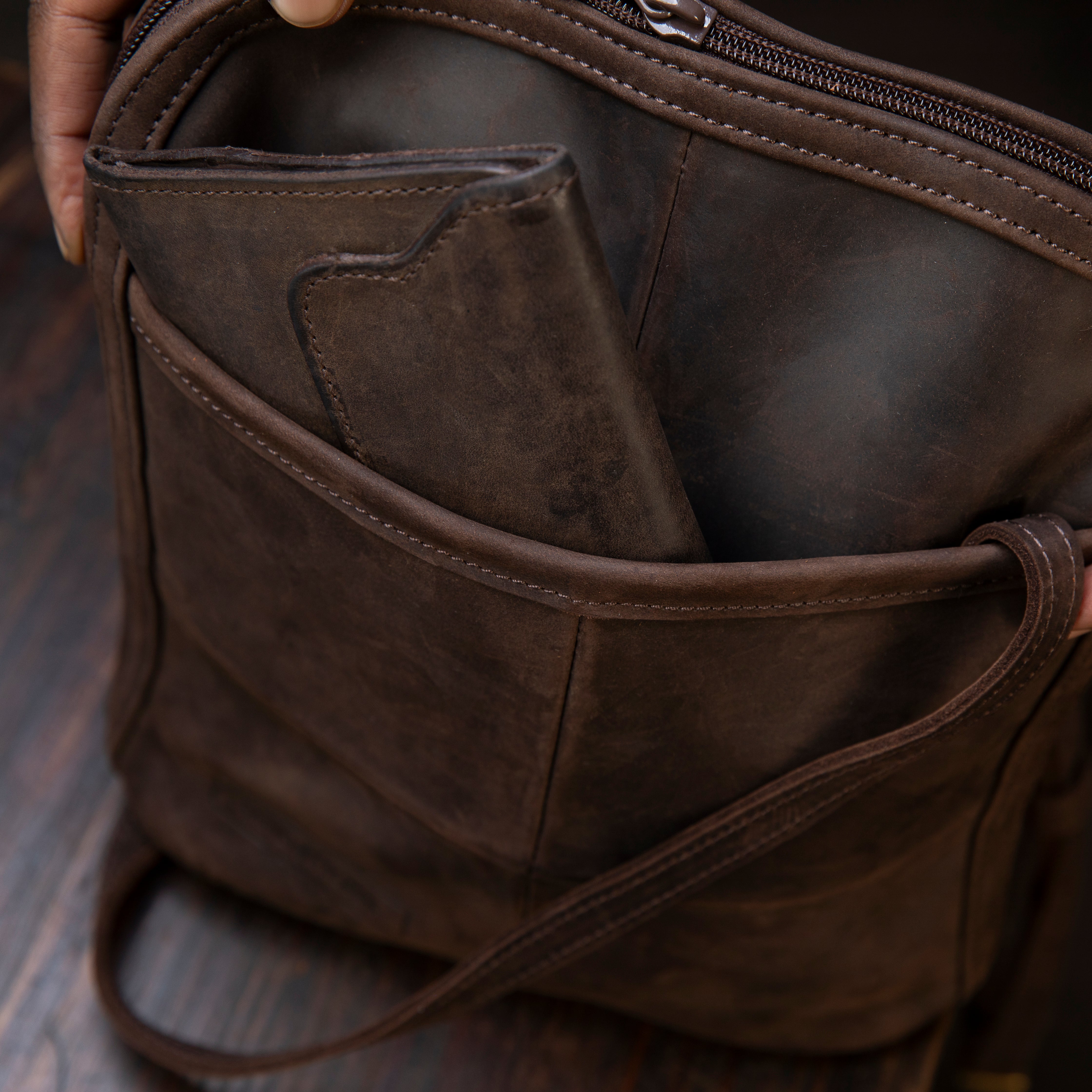 Pull-up Leather Sporran Crossbody