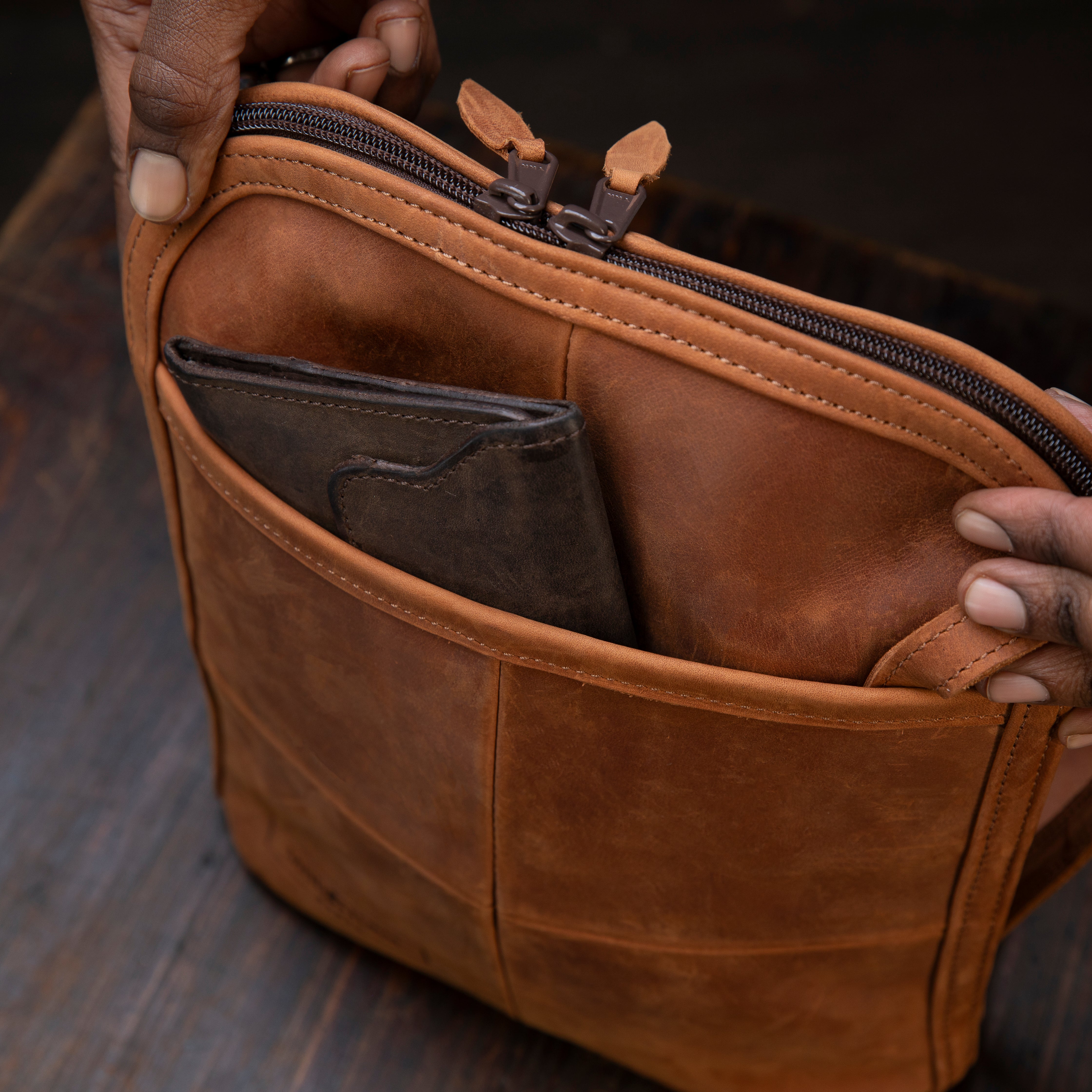 Pull-up Leather Sporran Crossbody