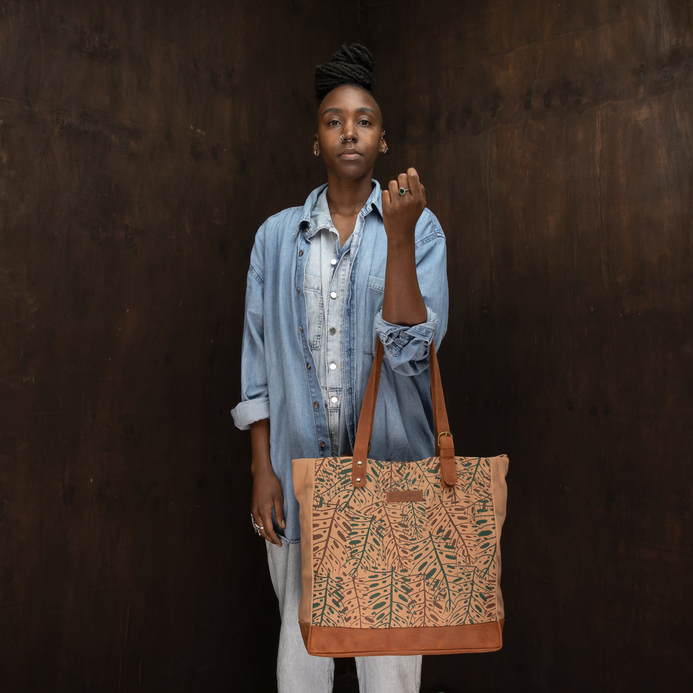 Canvas Matawi Print Metrine Tote - Sandstorm Kenya (Intl)