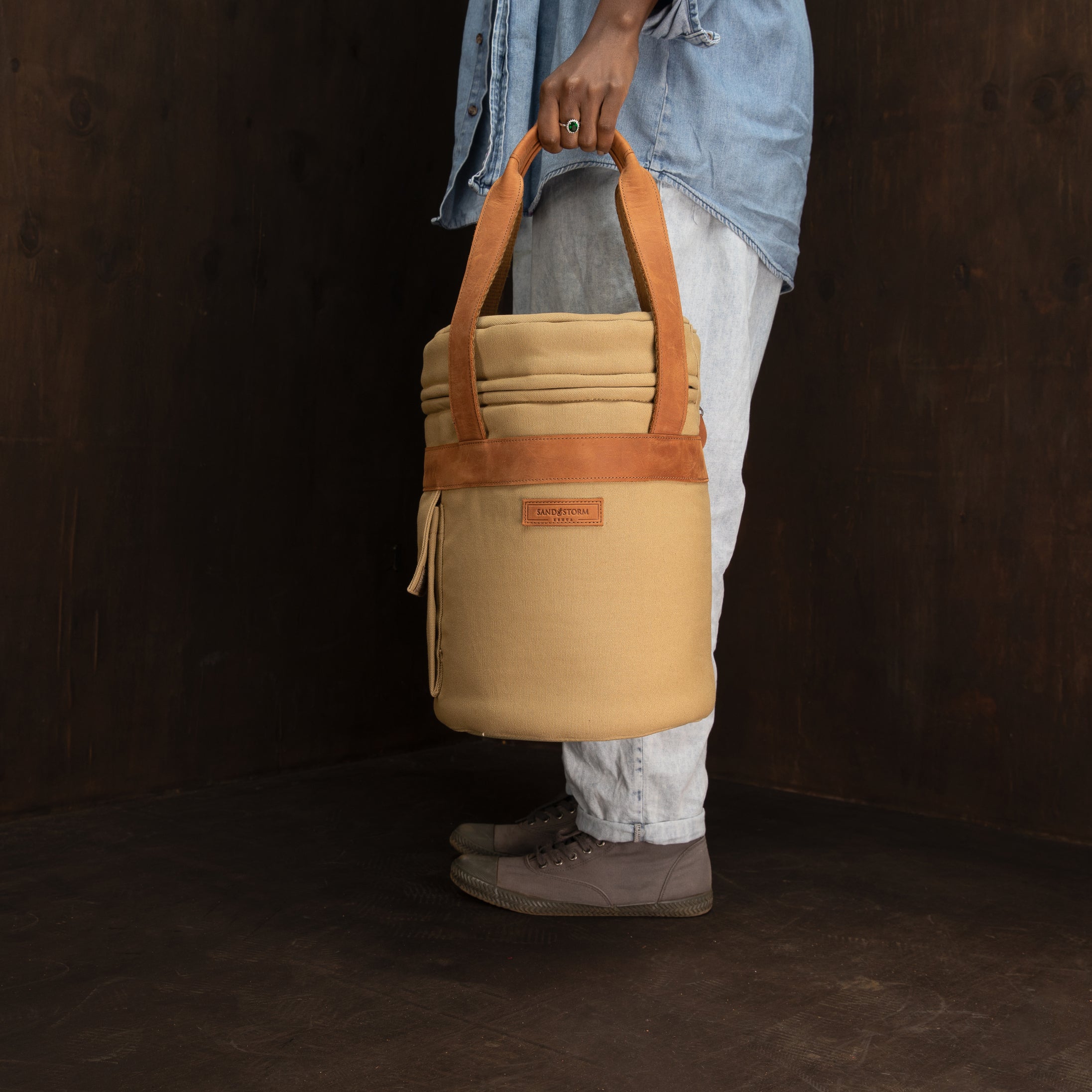 Canvas Champagne Cooler - Sandstorm Kenya (KE)