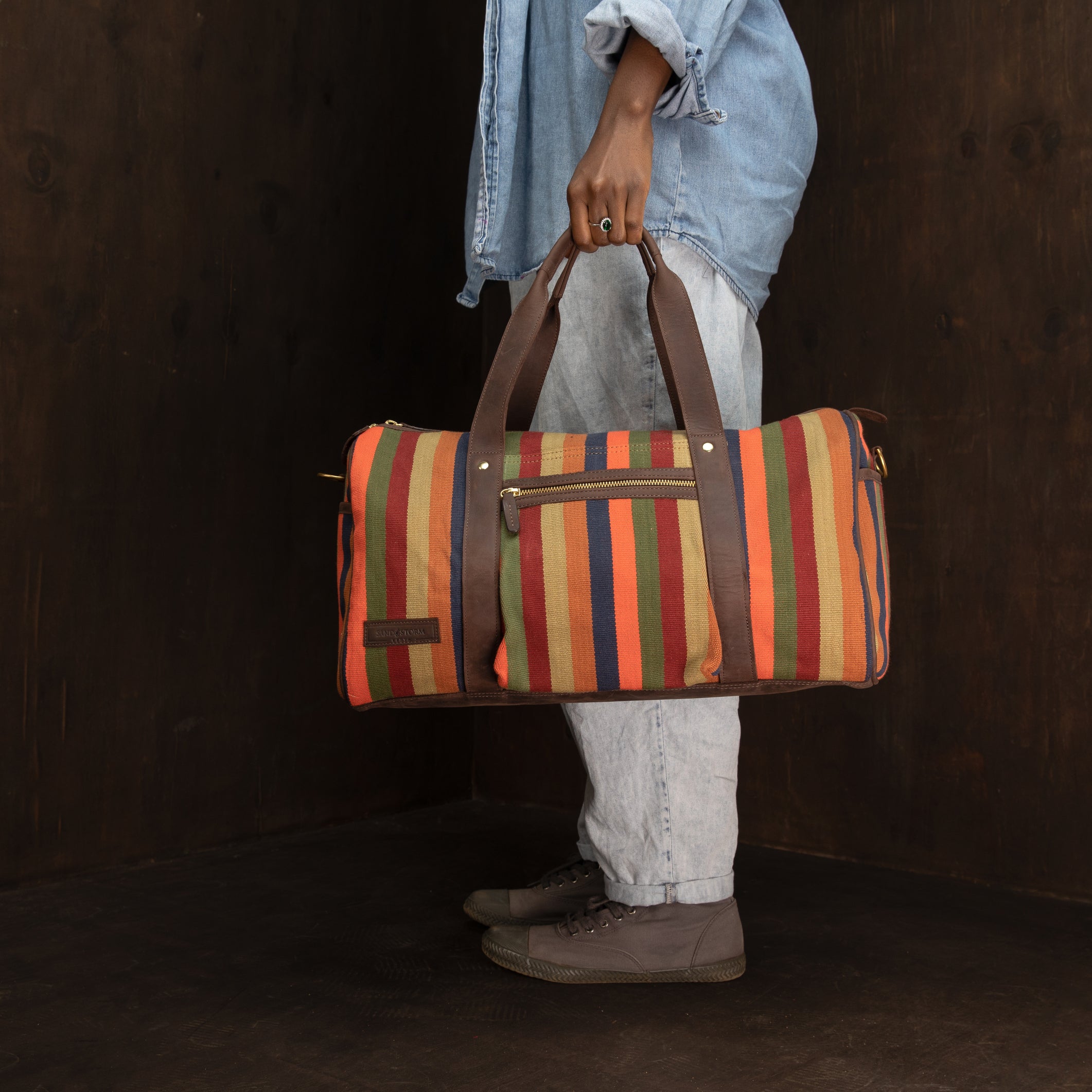 Canvas Abode Explorer - Sandstorm Kenya (KE)