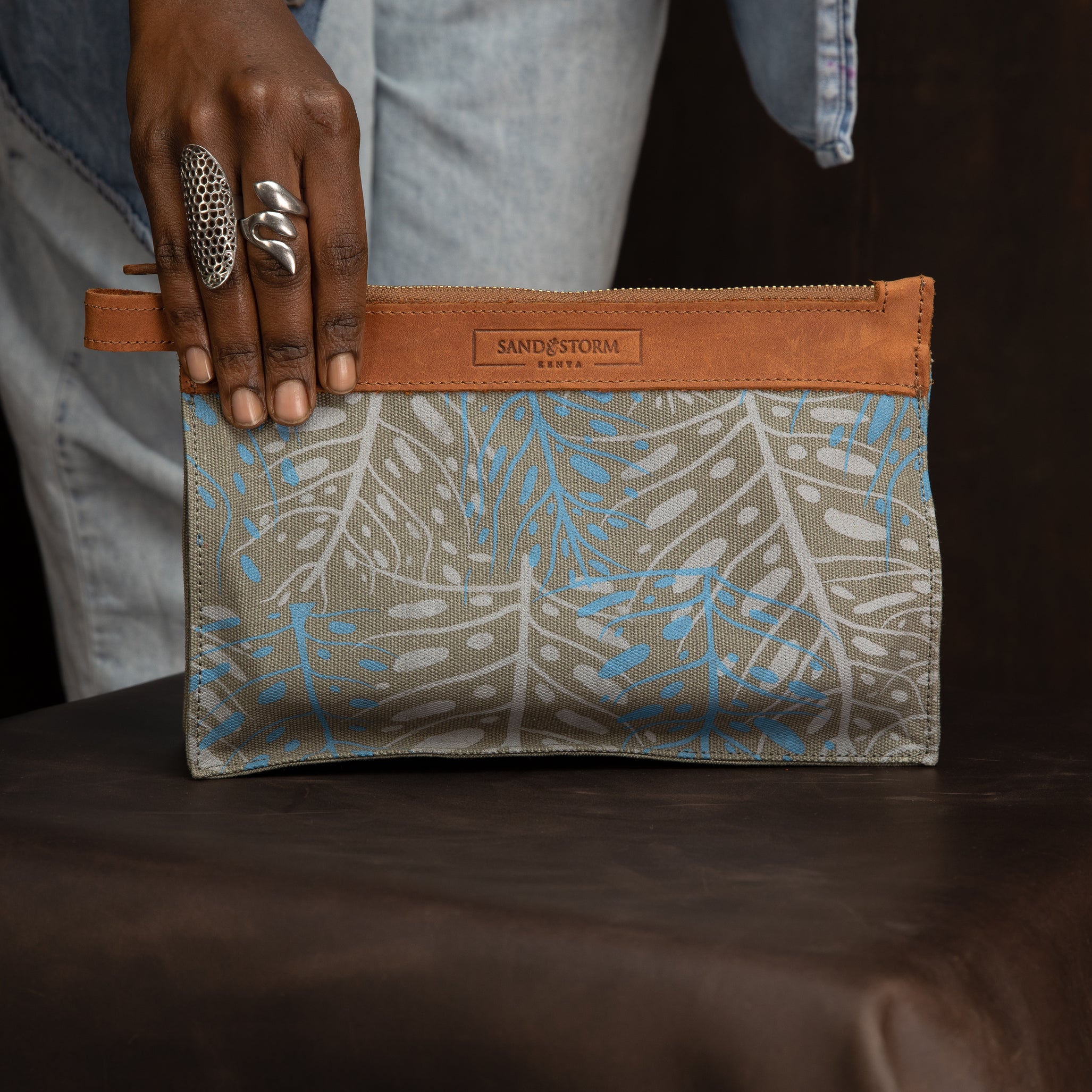Canvas Matawi Print Agnes Pouch - Sandstorm Kenya (Intl)