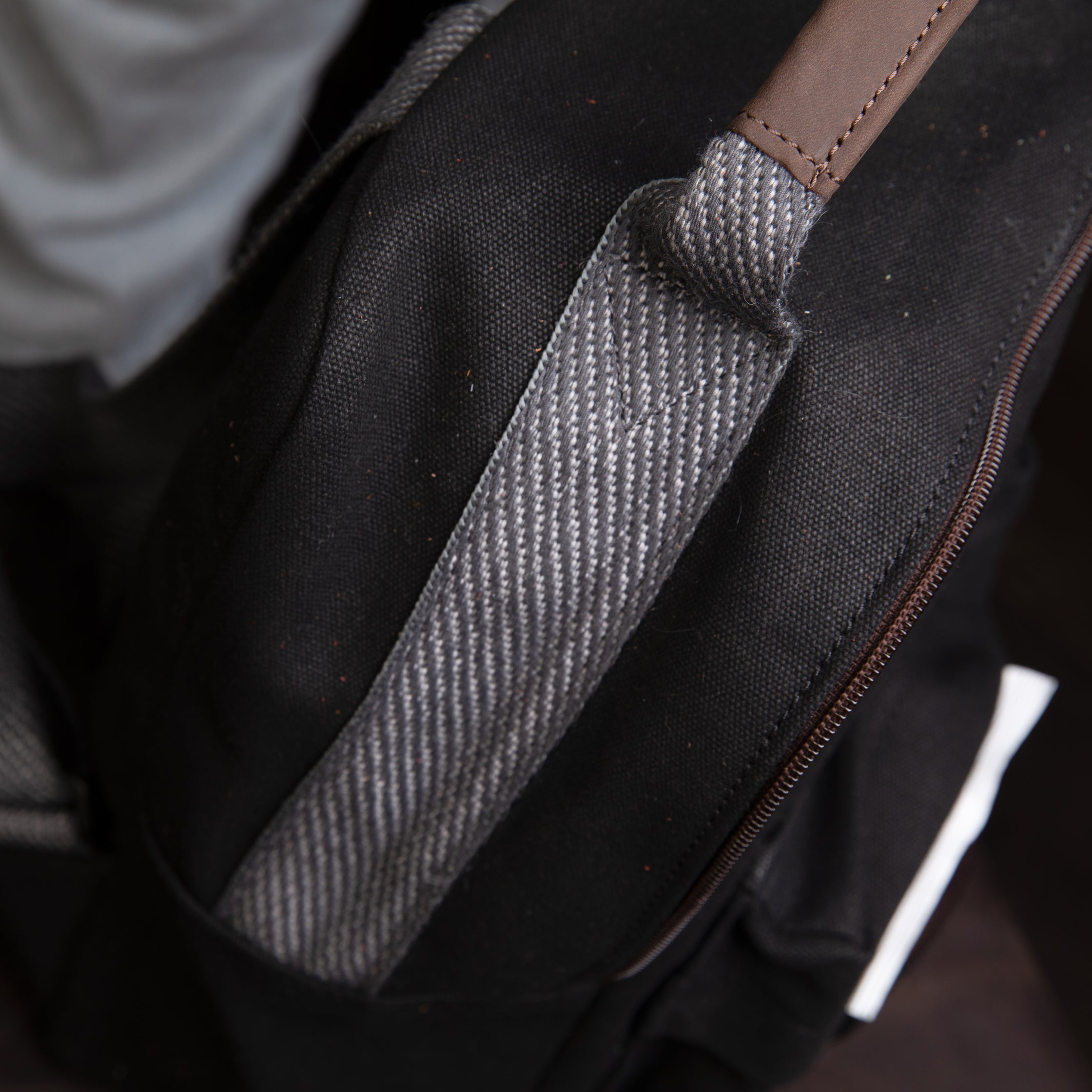 Canvas Kids Backpack - Sandstorm Kenya (KE)