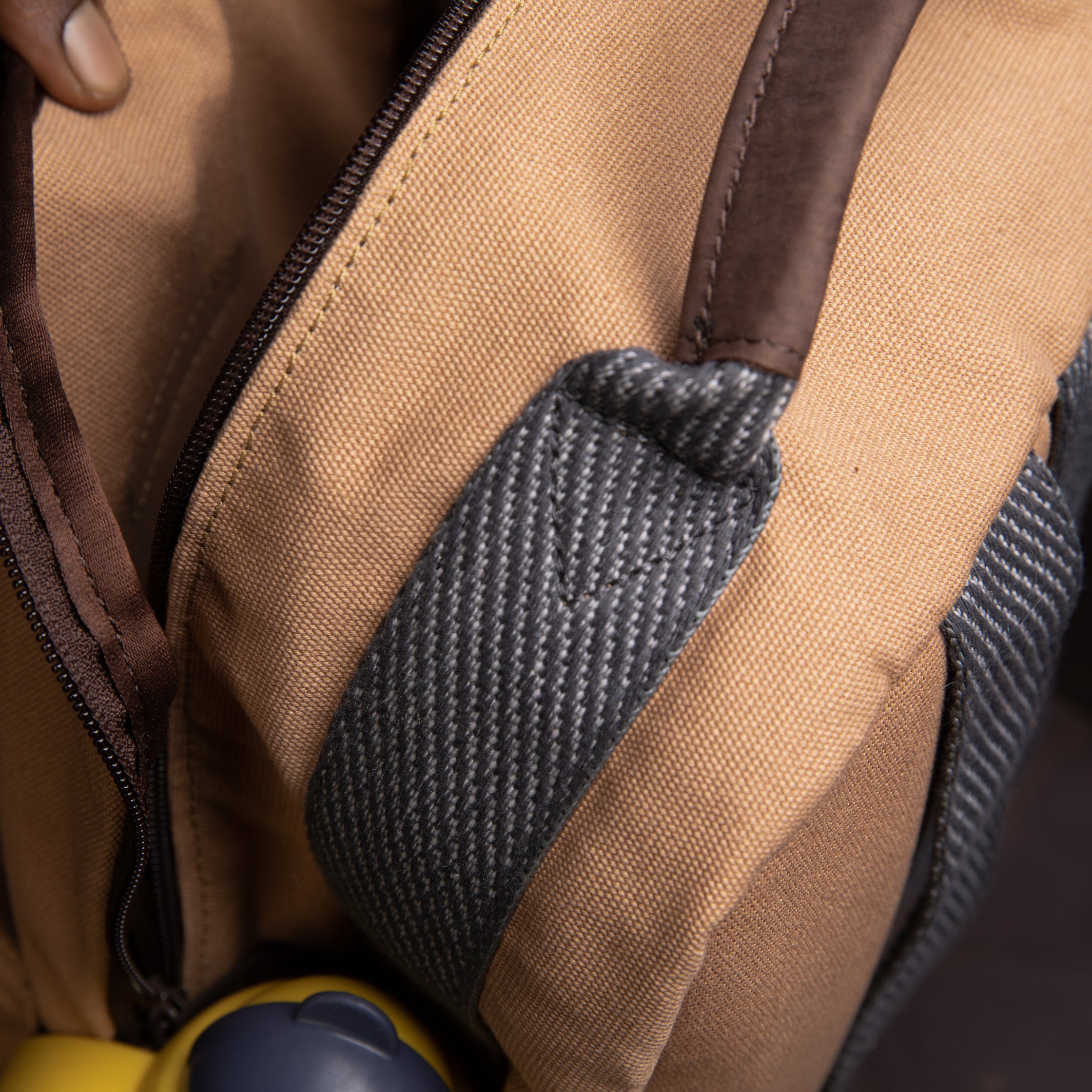 Canvas Kids Backpack - Sandstorm Kenya (KE)