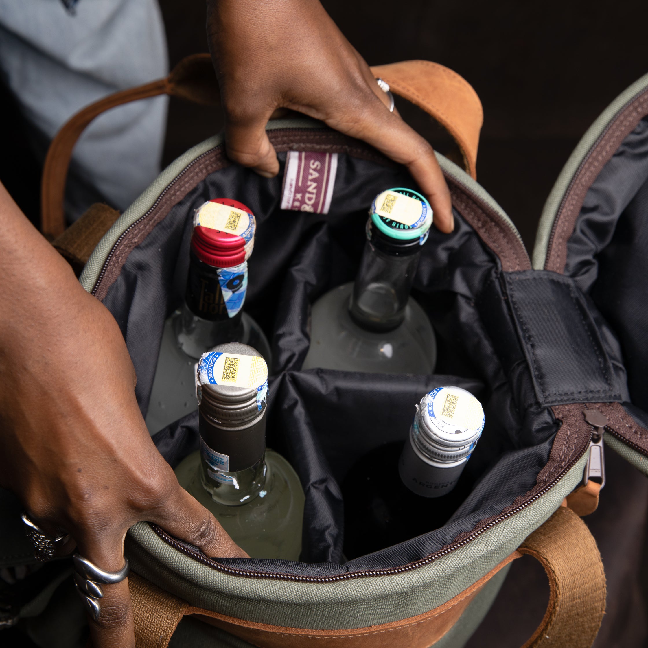 Canvas Champagne Cooler - Sandstorm Kenya (KE)