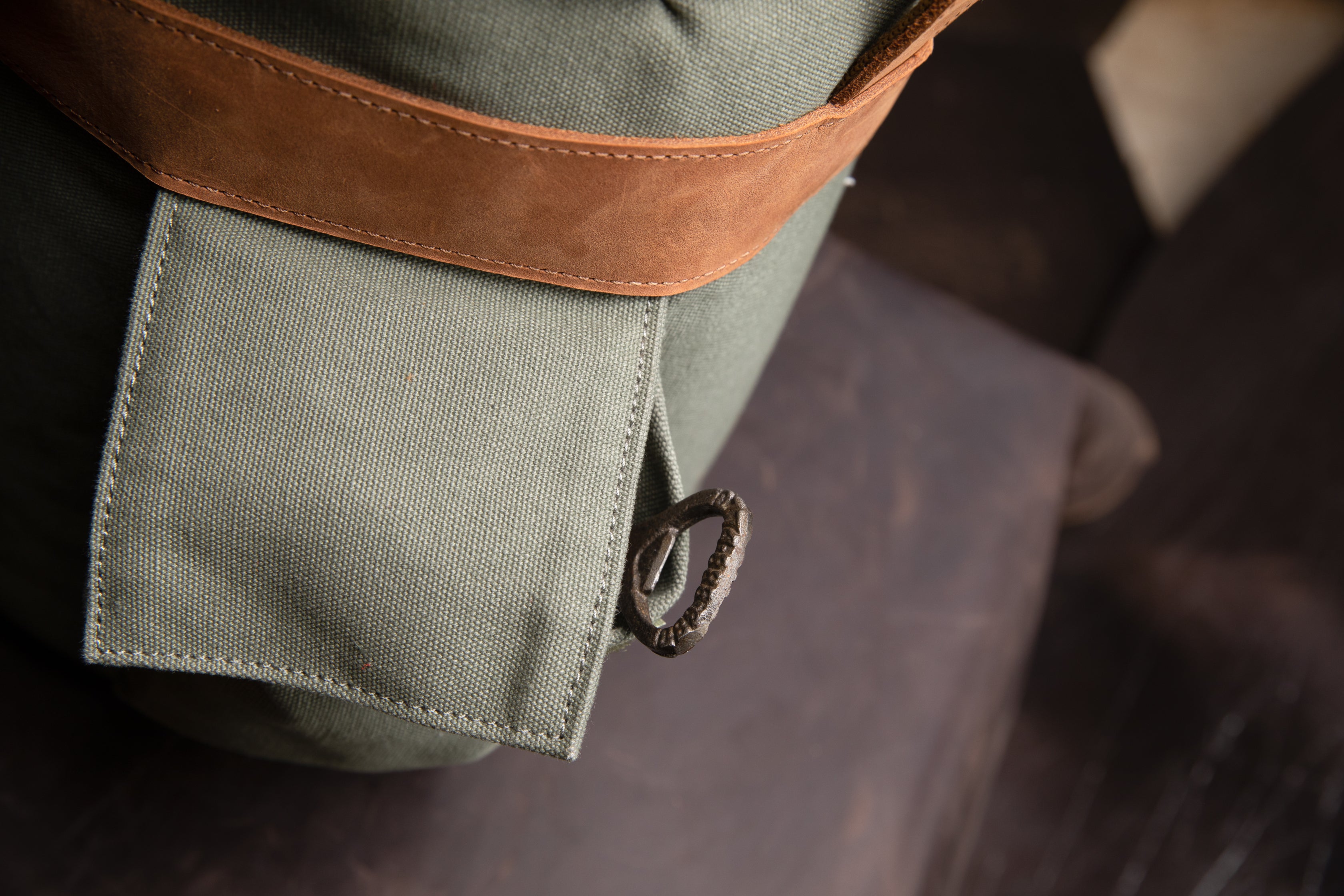 Canvas Champagne Cooler - Sandstorm Kenya (KE)