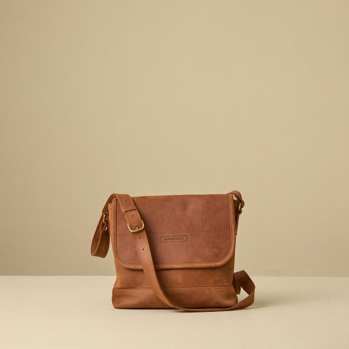 Pull-up Leather Millicent Crossbody