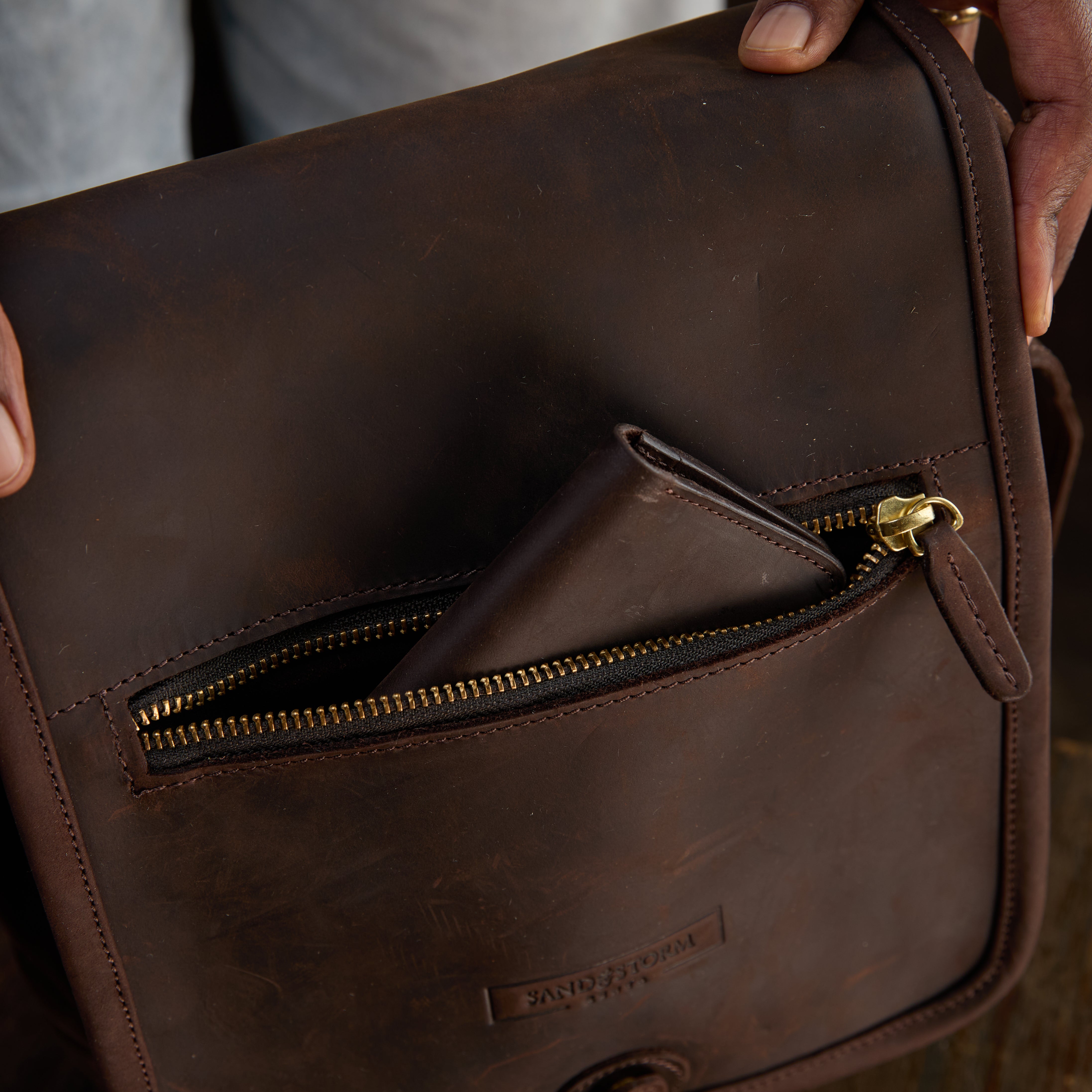 Pull-up Leather Alphonce bag