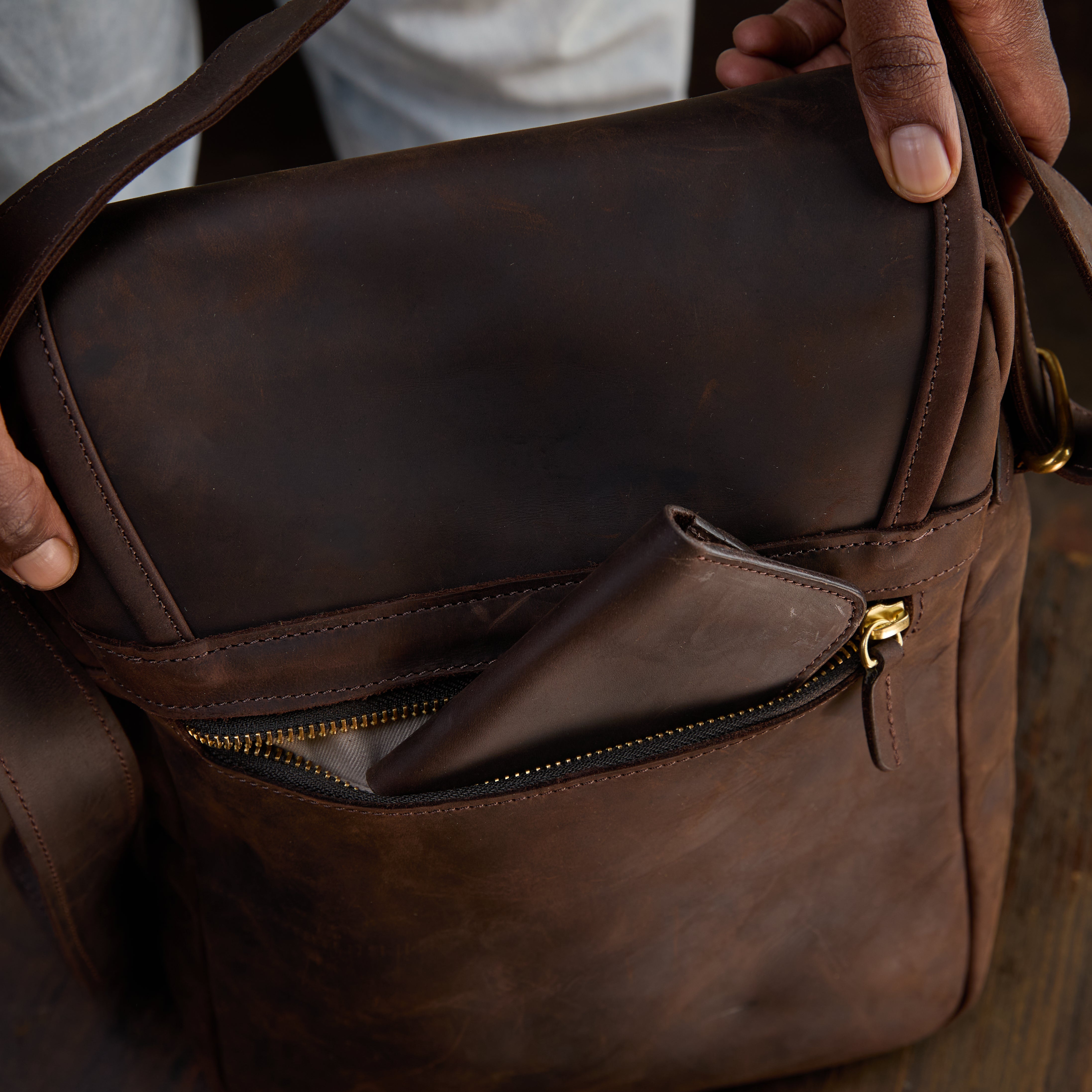 Pull-up Leather Alphonce bag