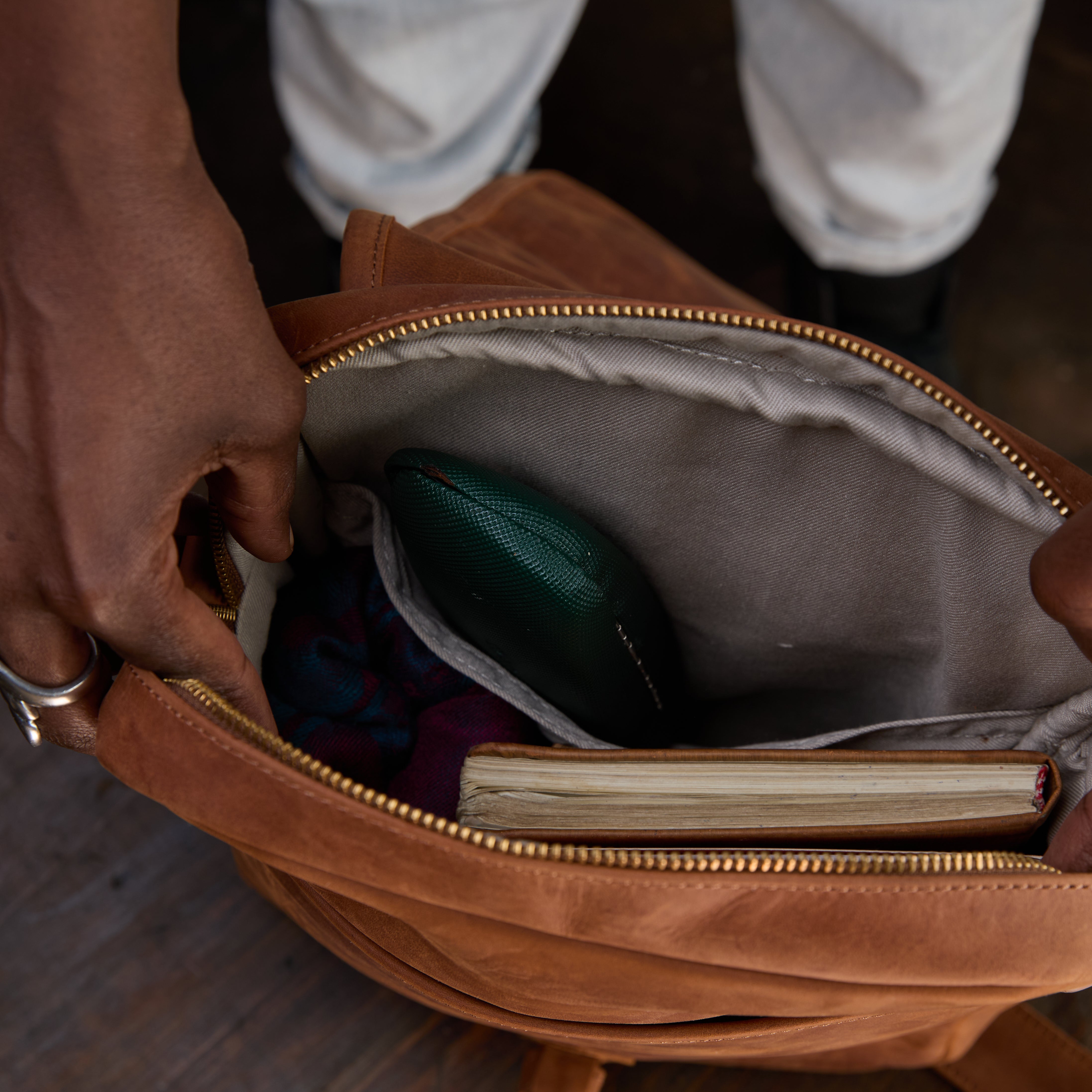 Pull-up Leather Alphonce bag