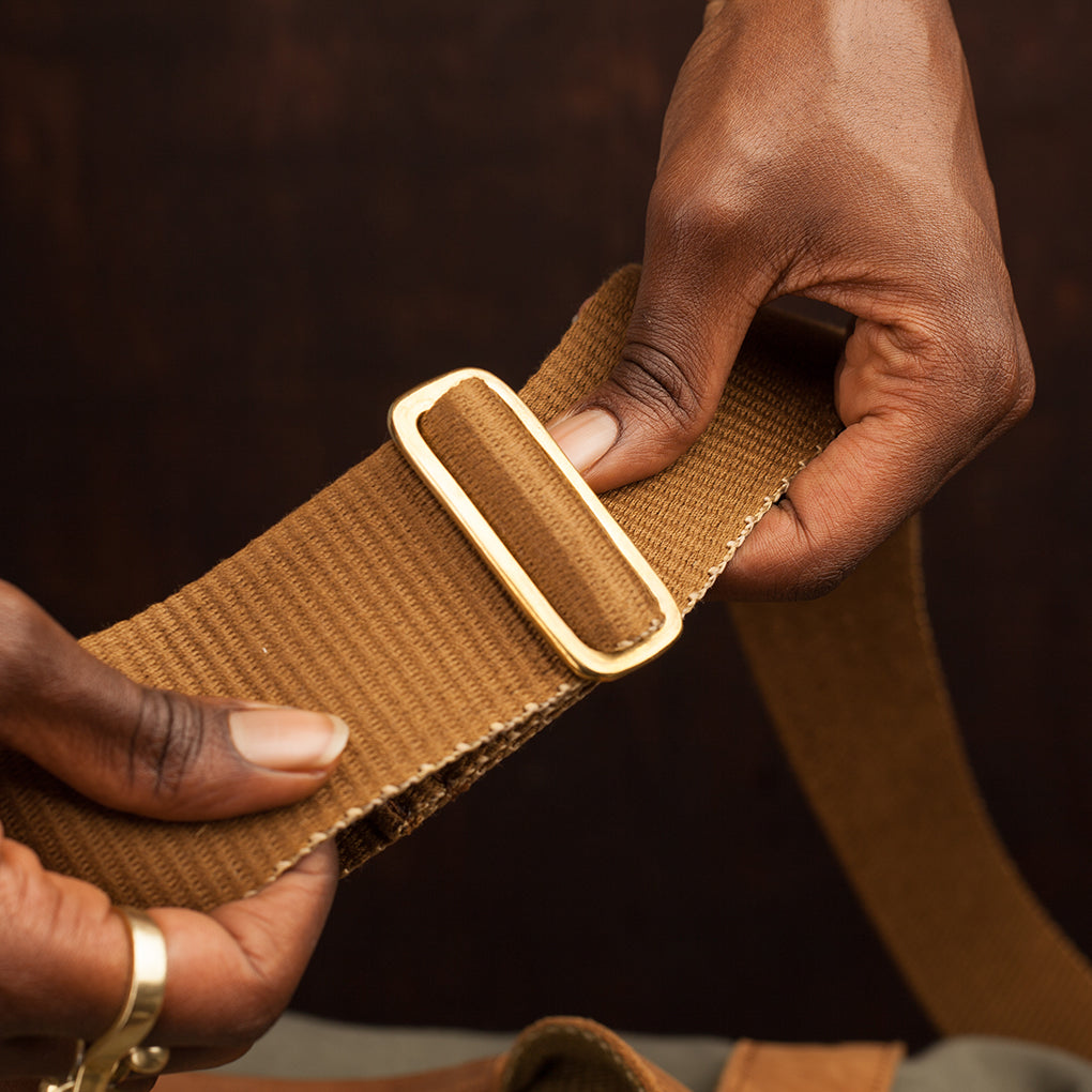 Canvas Explorer Duffle - Small - Sandstorm Kenya (KE)