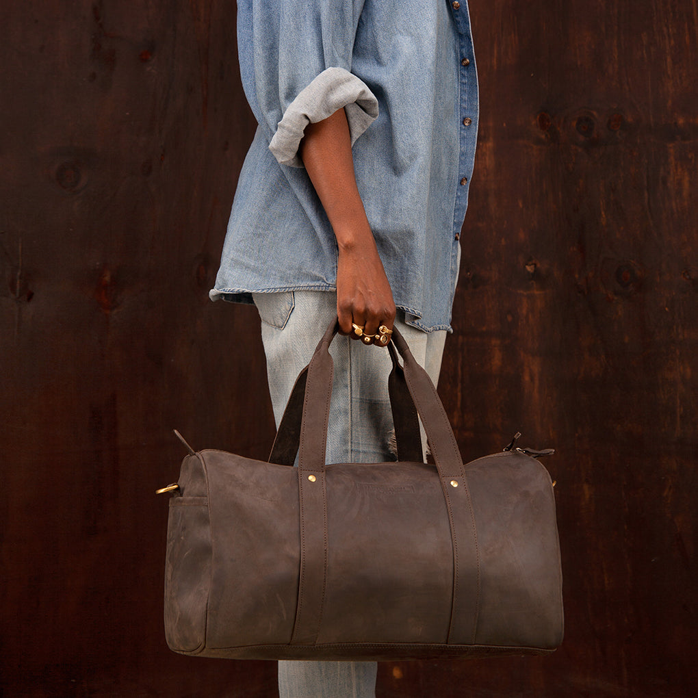 Pull-up Leather Explorer Duffle - Small - Sandstorm Kenya (KE)