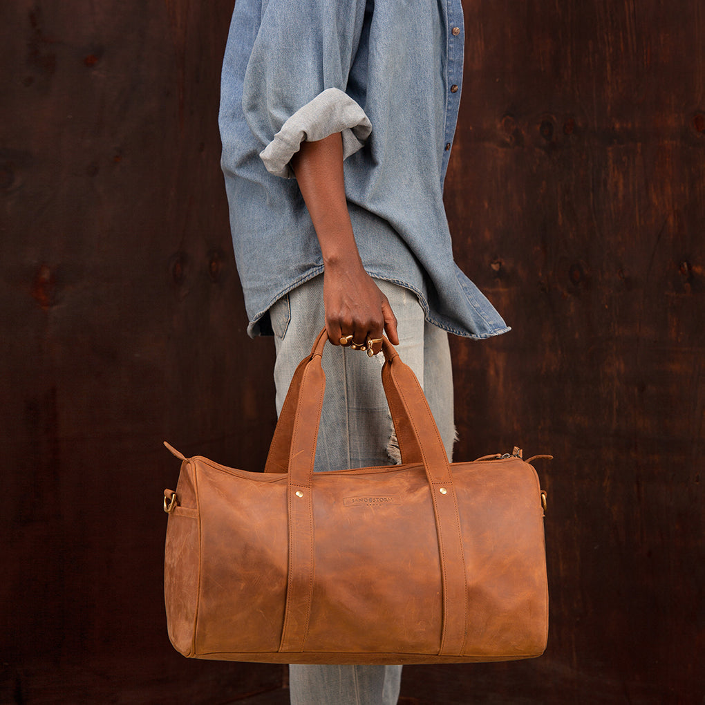 Pull-up Leather Explorer Duffle - Small - Sandstorm Kenya (KE)