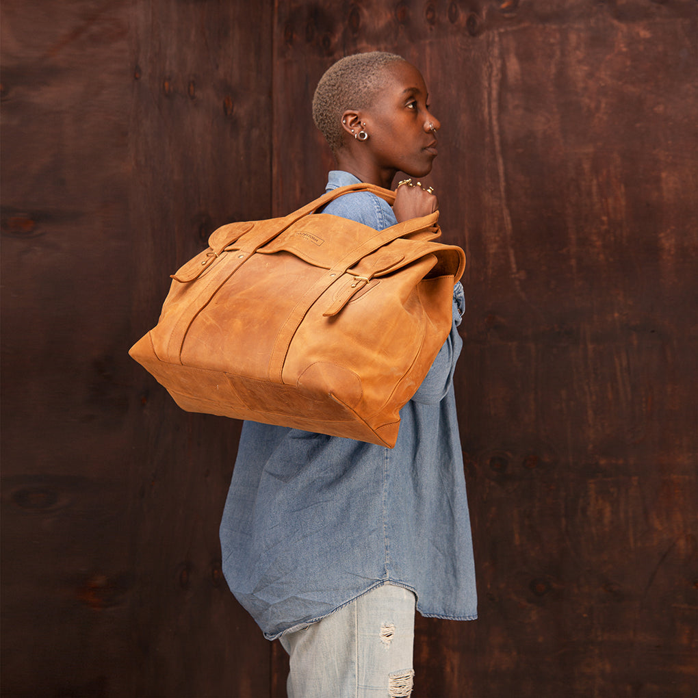 Pull-up Leather Weekender - Small - Sandstorm Kenya (KE)