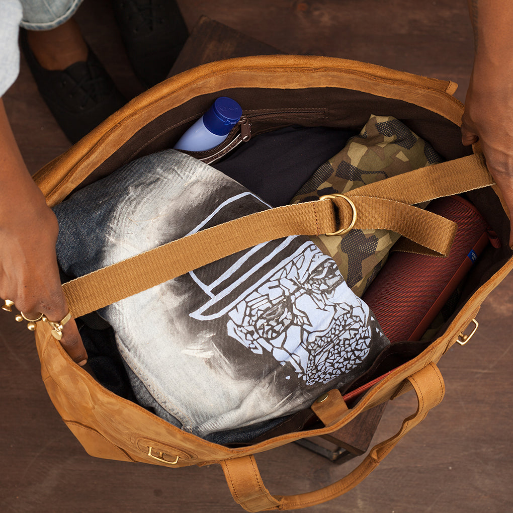 Pull-up Leather Weekender - Small - Sandstorm Kenya (KE)