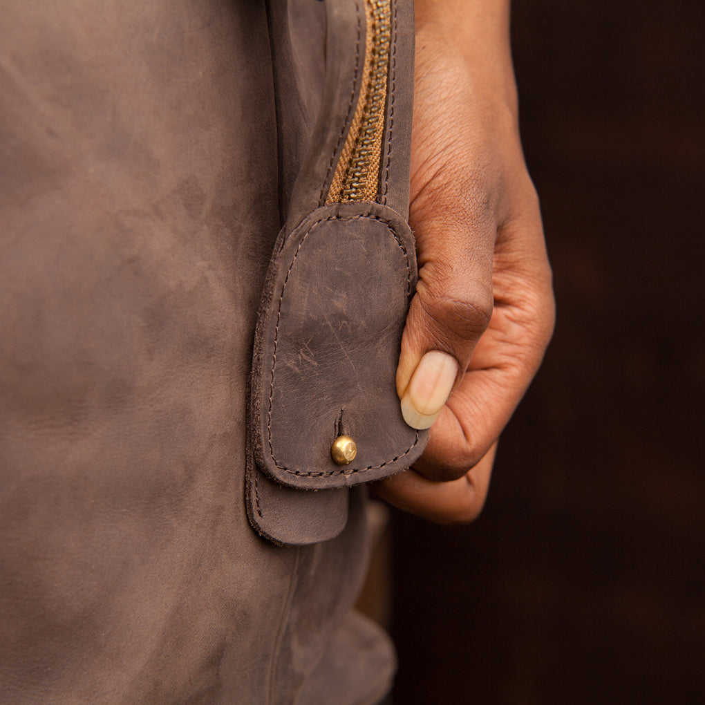 Pull-up Leather Odyssey Weekend Bag - Large - Sandstorm Kenya (KE)