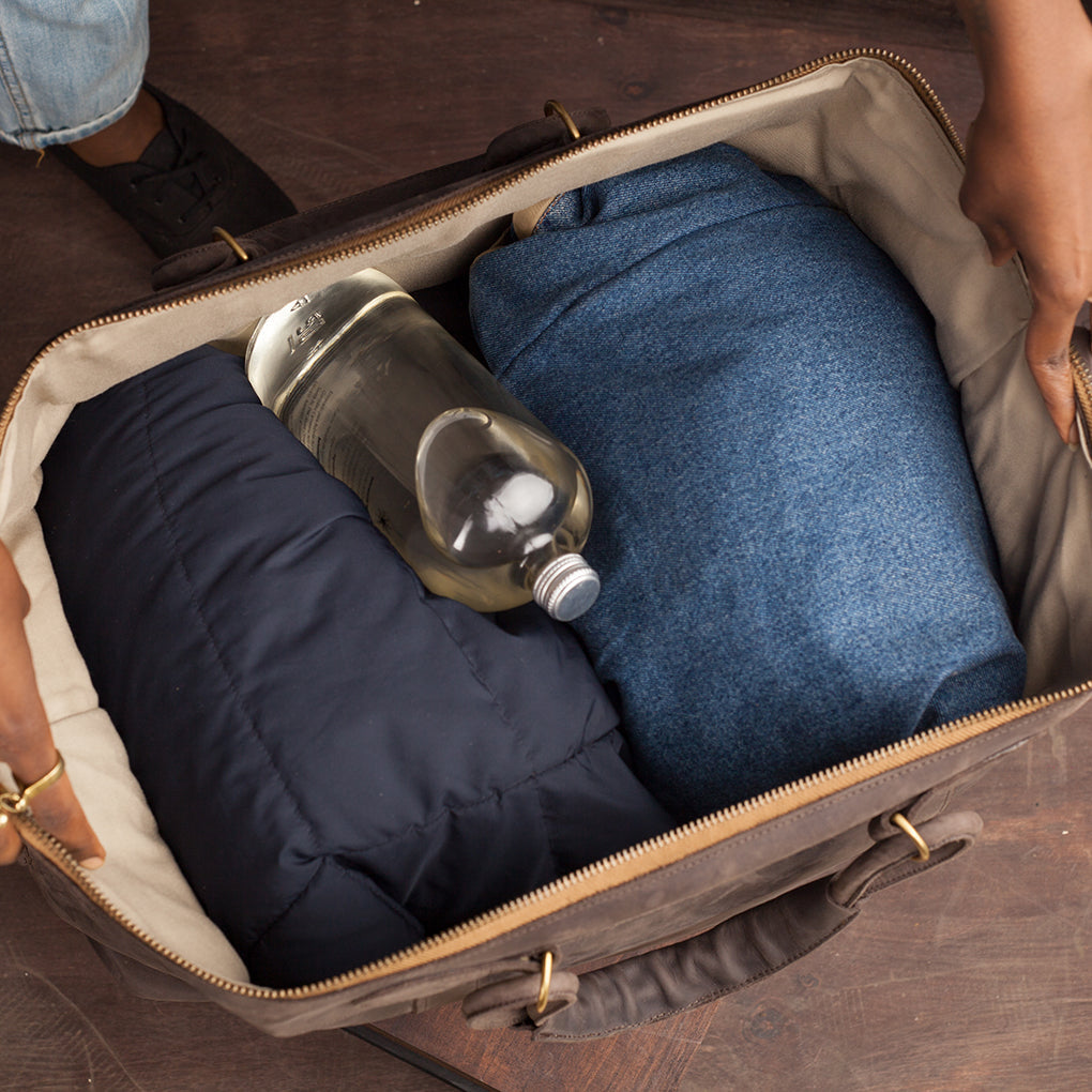 Pull-up Leather Odyssey Weekend Bag - Large - Sandstorm Kenya (KE)