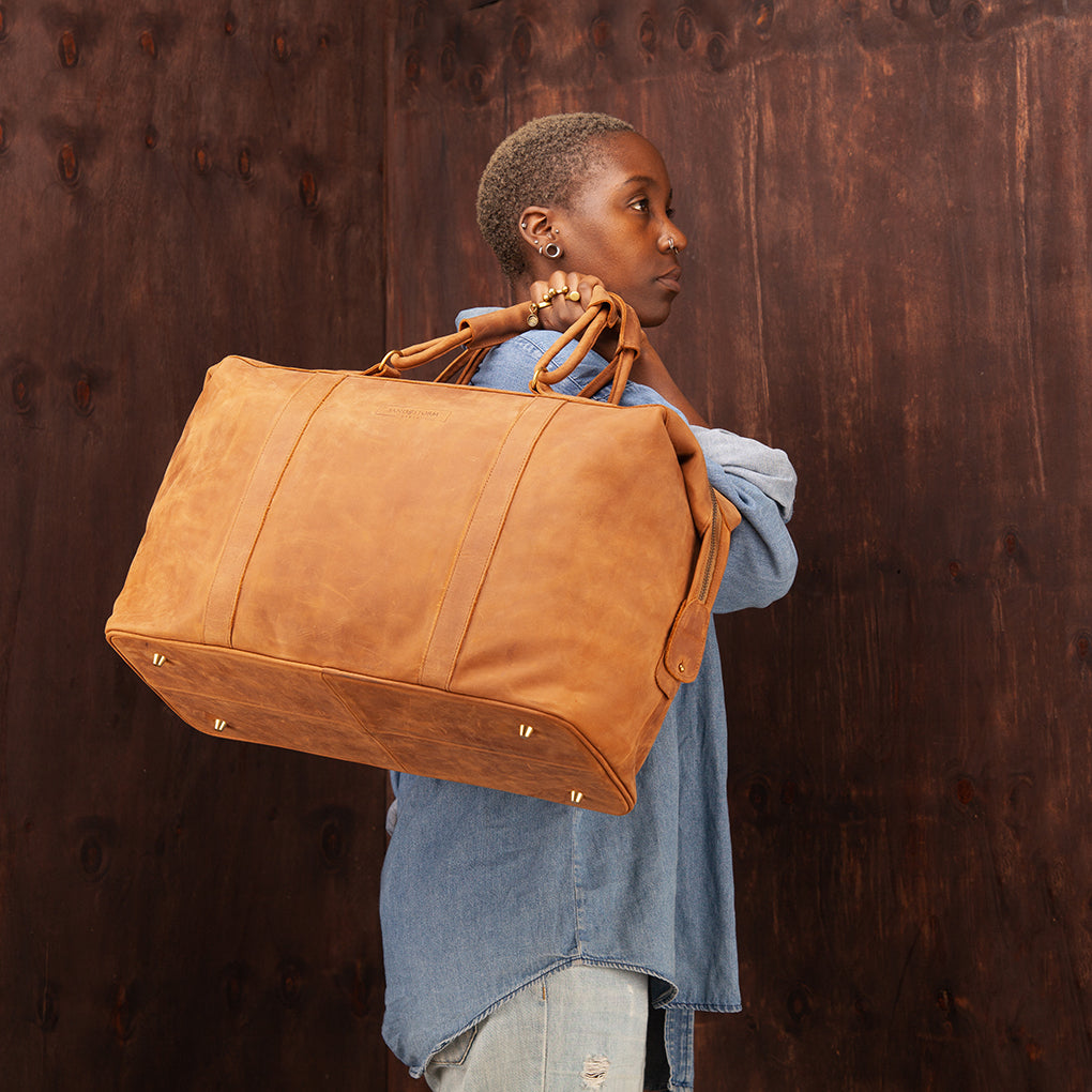 Pull-up Leather Odyssey Weekend Bag - Large - Sandstorm Kenya (KE)