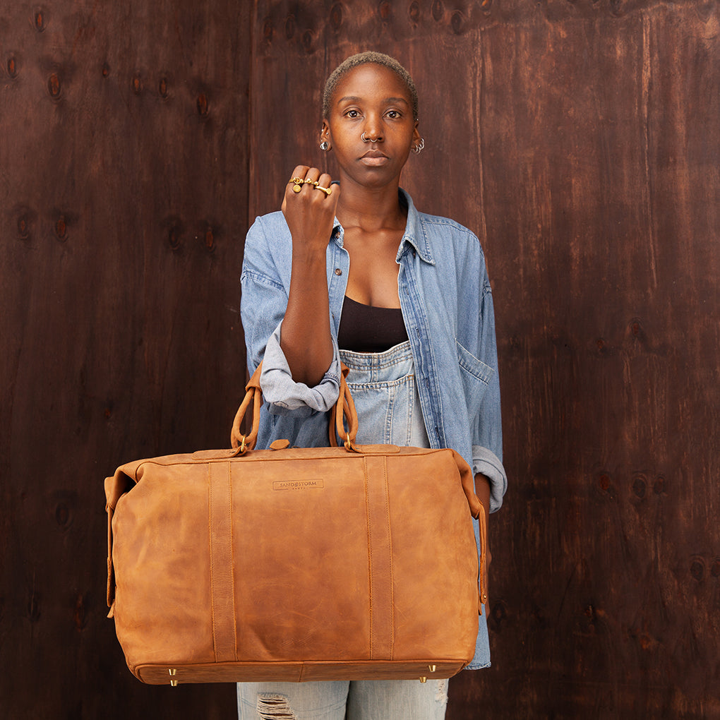 Pull-up Leather Odyssey Weekend Bag - Large - Sandstorm Kenya (KE)