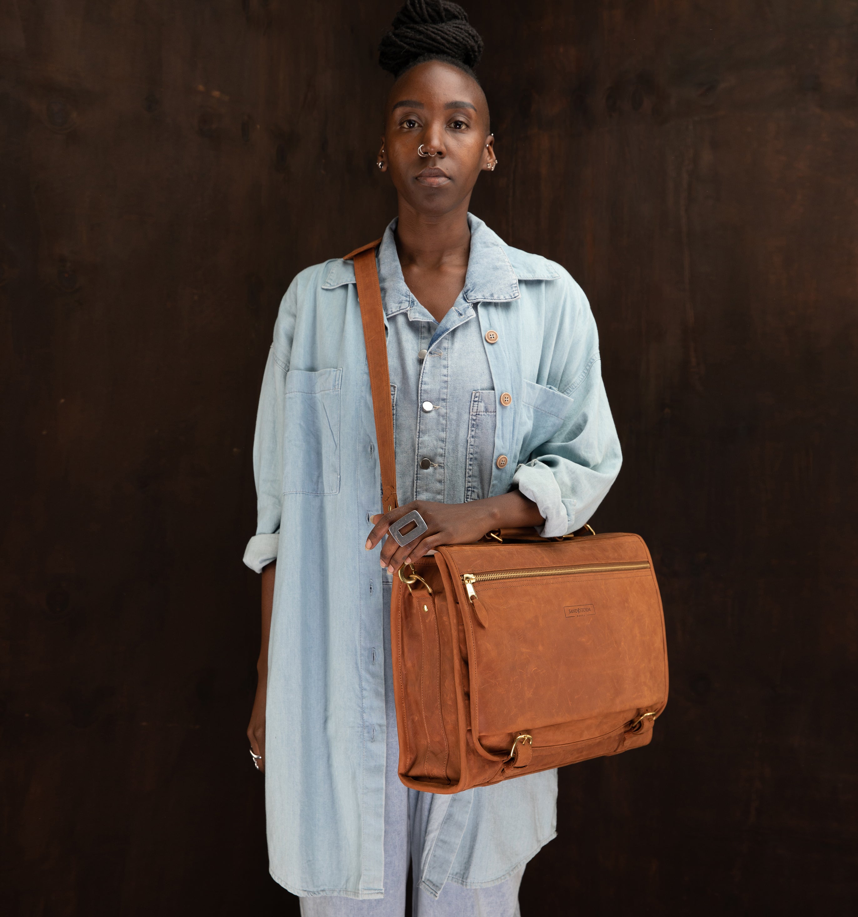 Pull Up Leather Executive Briefcase - Sandstorm Kenya (Intl)