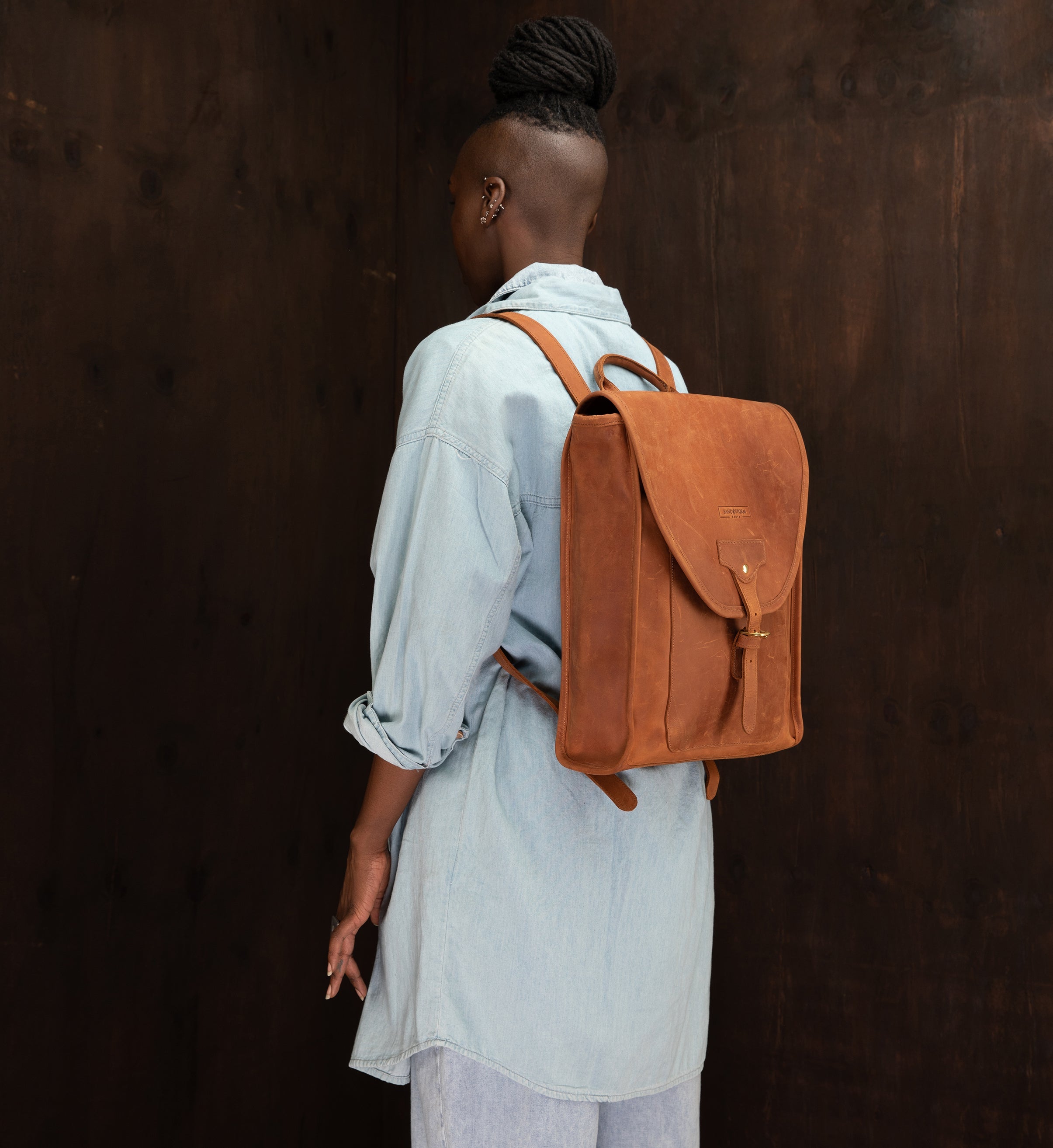 Pull-up Leather Keziah Backpack - Sandstorm Kenya (KE)
