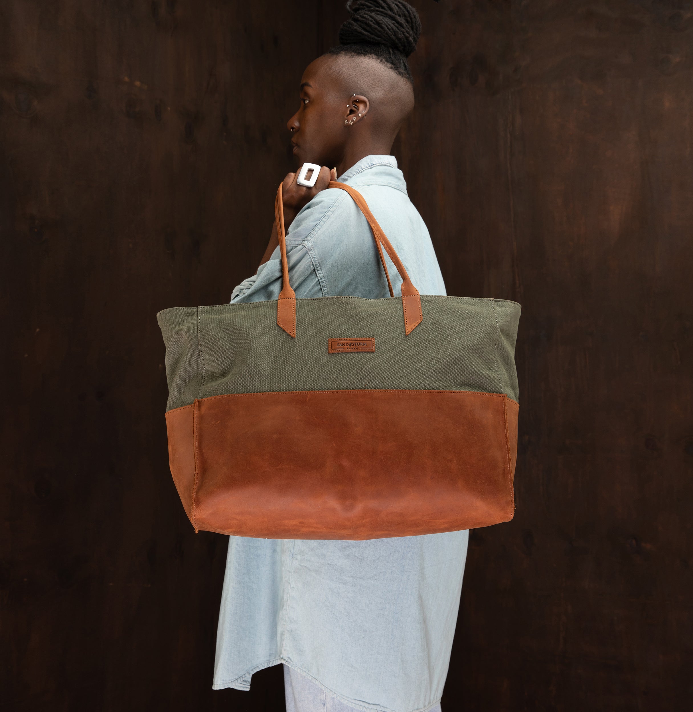 Canvas Faith Weekender - Sandstorm Kenya (KE)