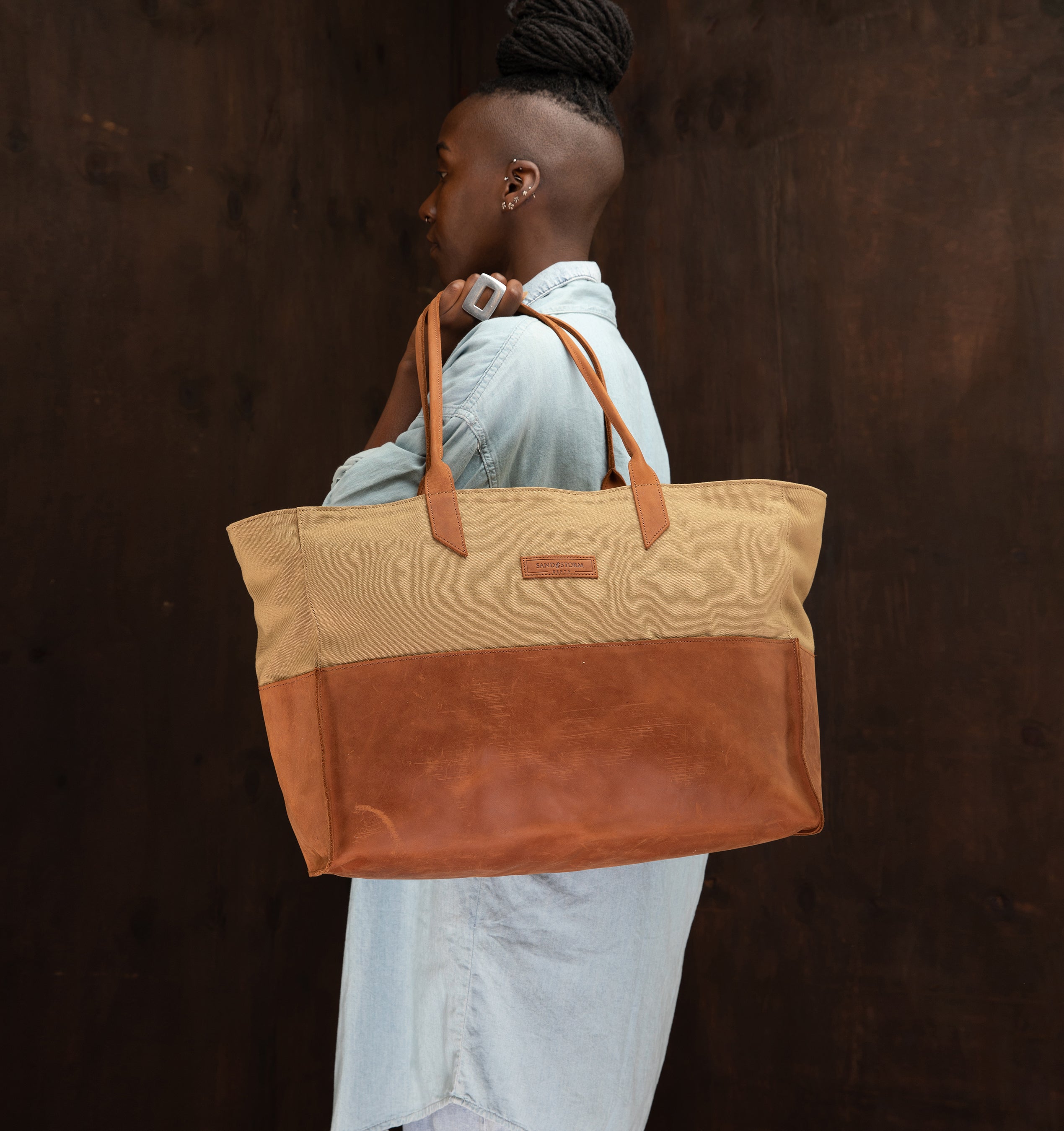 Canvas Faith Weekender - Sandstorm Kenya (KE)