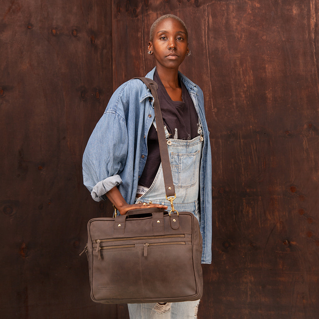 Pull-up Leather Andrew Work Bag - Sandstorm Kenya (KE)