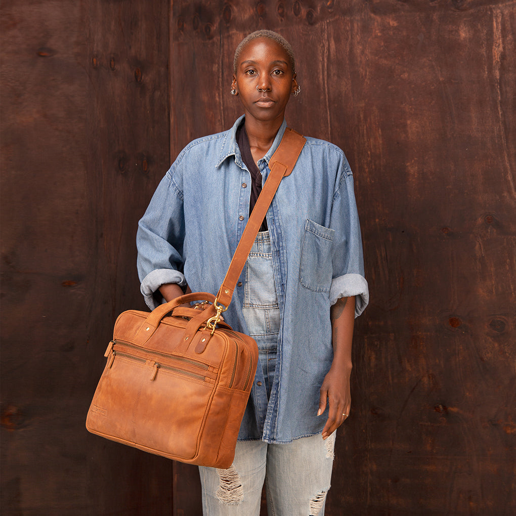 Pull-up Leather Andrew Work Bag - Sandstorm Kenya (KE)