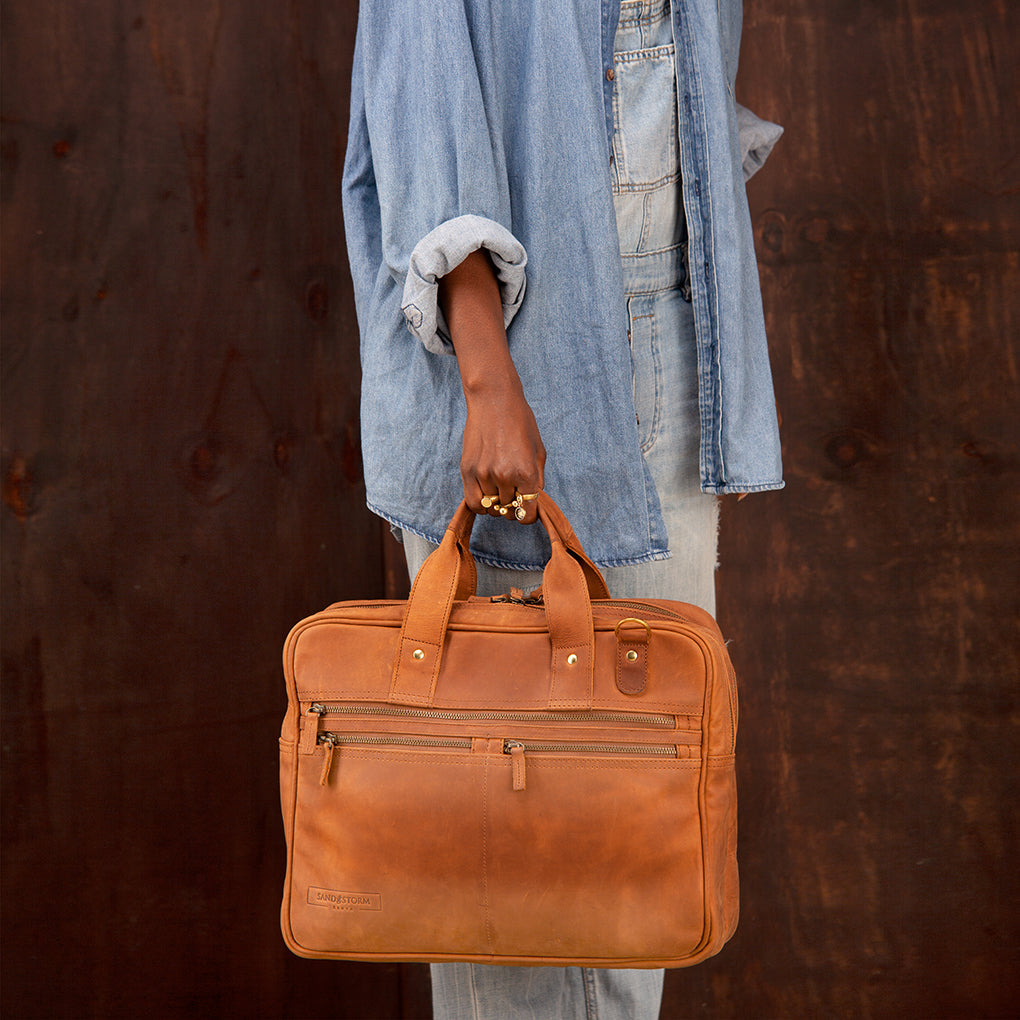 Pull-up Leather Andrew Work Bag - Sandstorm Kenya (KE)