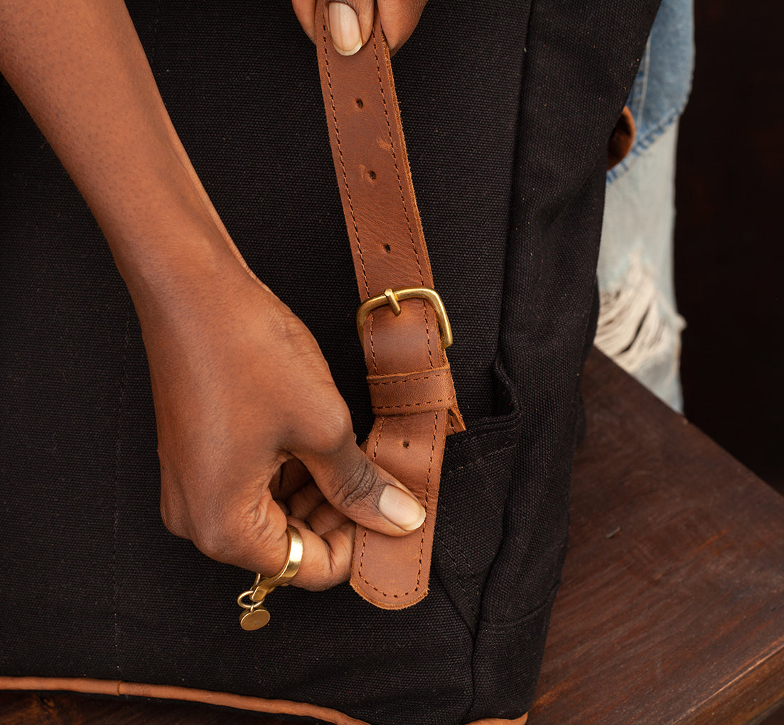 Canvas Moshi Backpack - Sandstorm Kenya (KE)