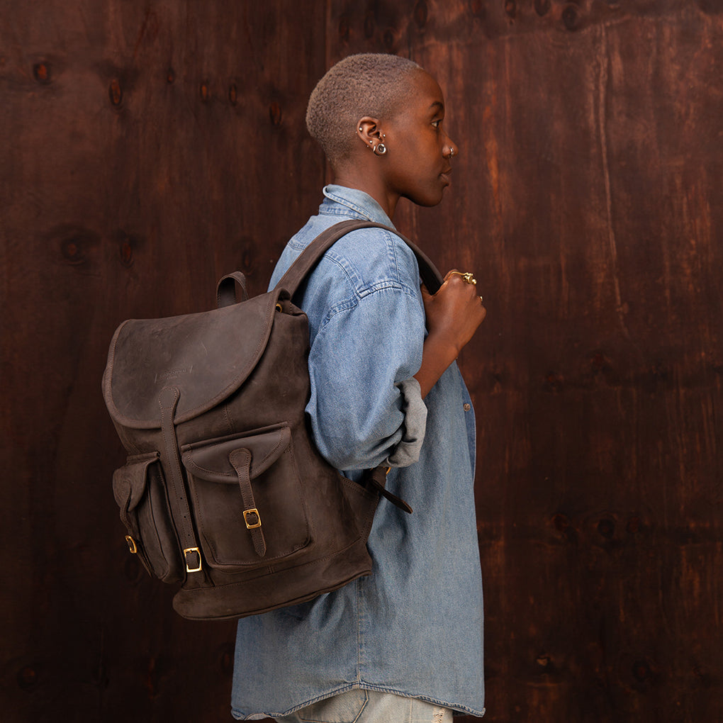 Pull-up Leather Moshi Backpack - Sandstorm Kenya (KE)