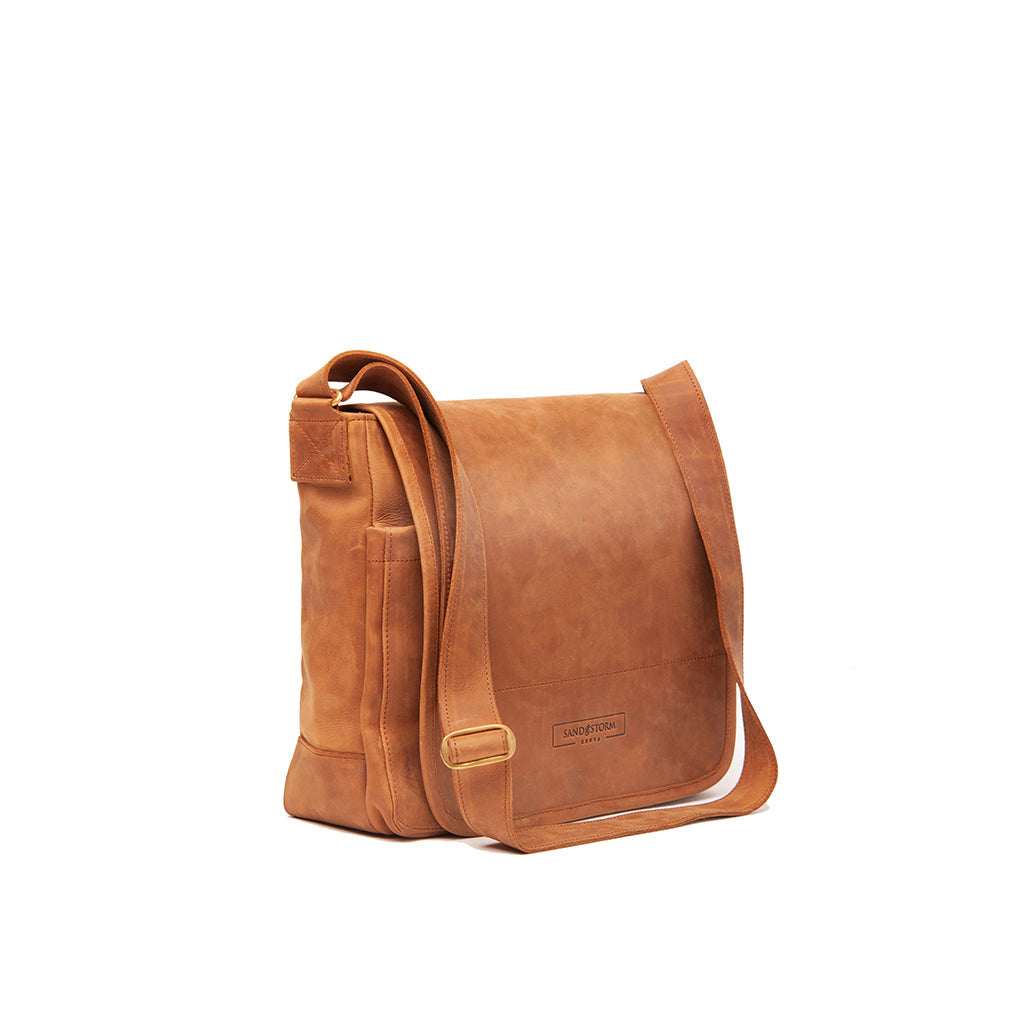 Pull-up Leather Jeremiah Messenger - Sandstorm Kenya (KE)