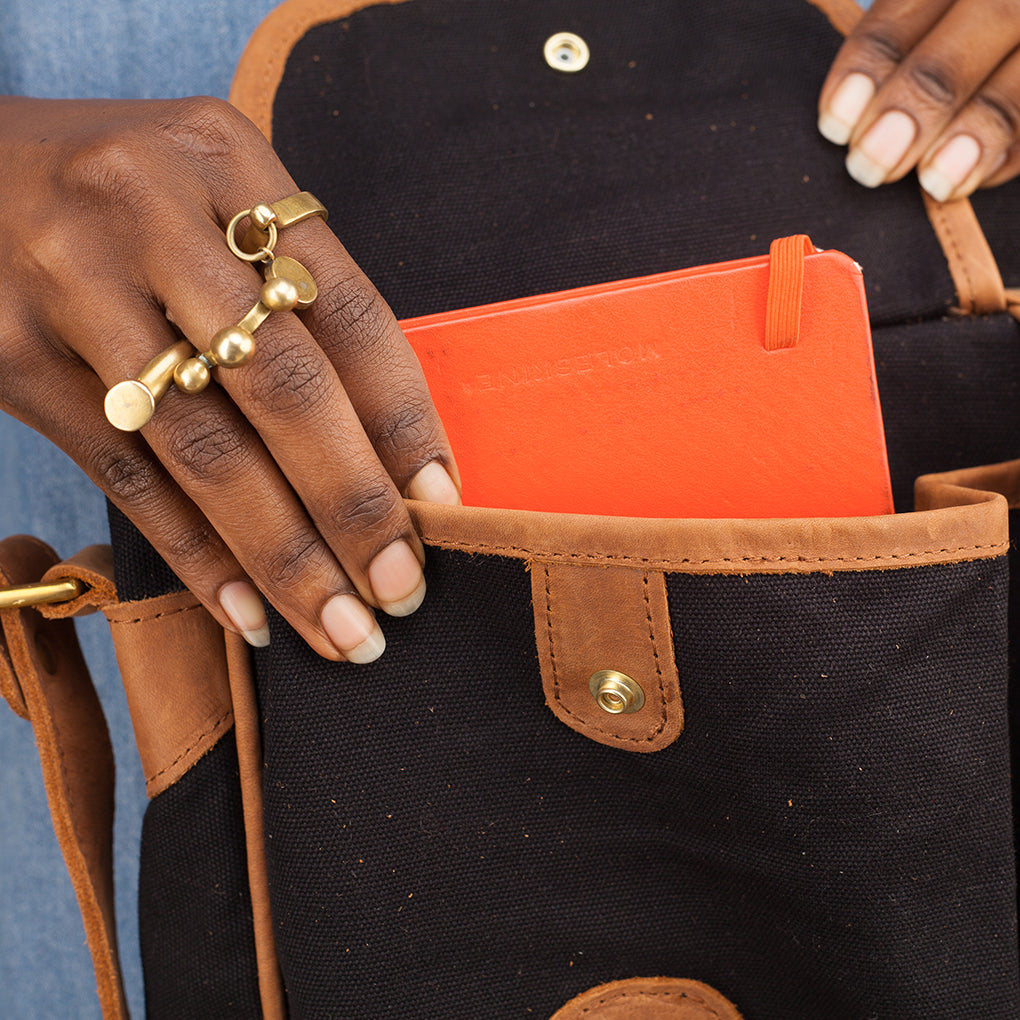 Canvas Dominic Satchel - Sandstorm Kenya (KE)