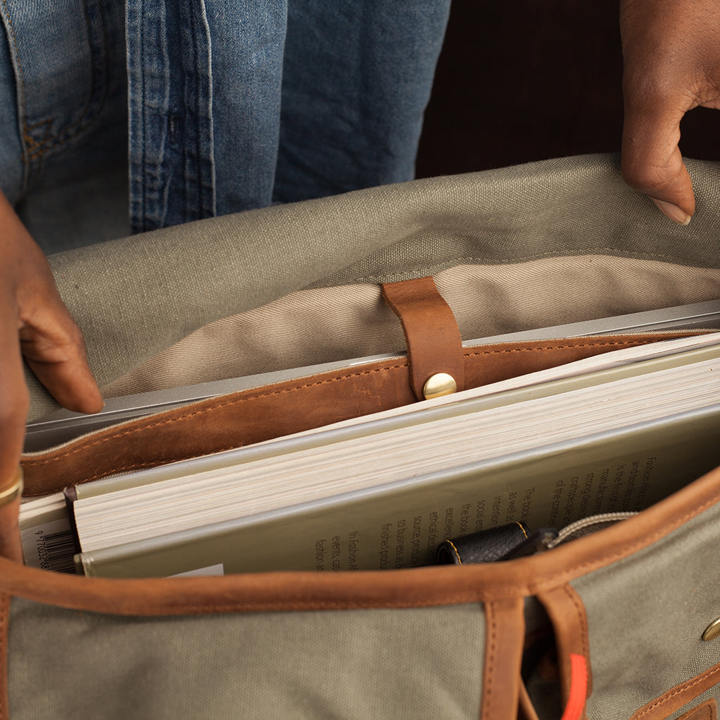 Canvas Dominic Satchel - Sandstorm Kenya (KE)