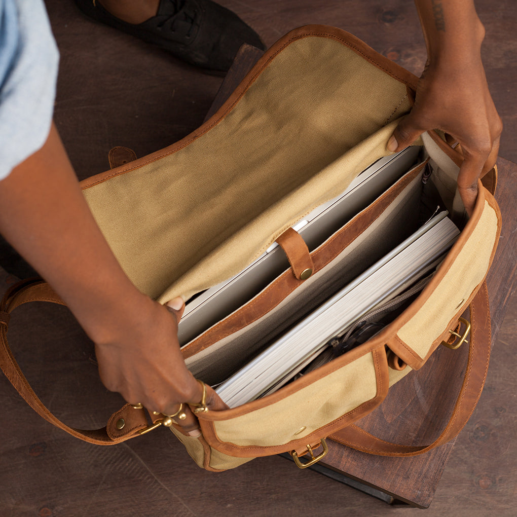 Canvas Dominic Satchel - Sandstorm Kenya (KE)