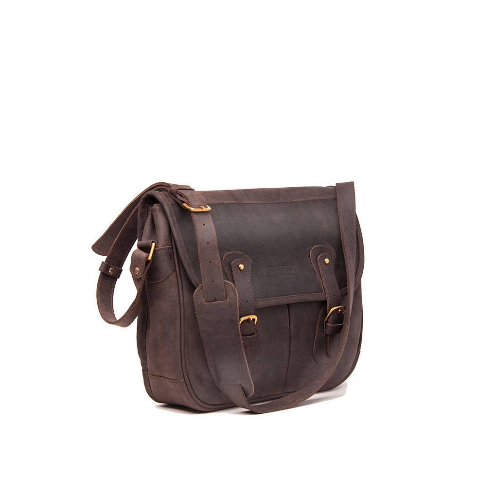 Pull-up Leather Dominic Satchel - Sandstorm Kenya (KE)