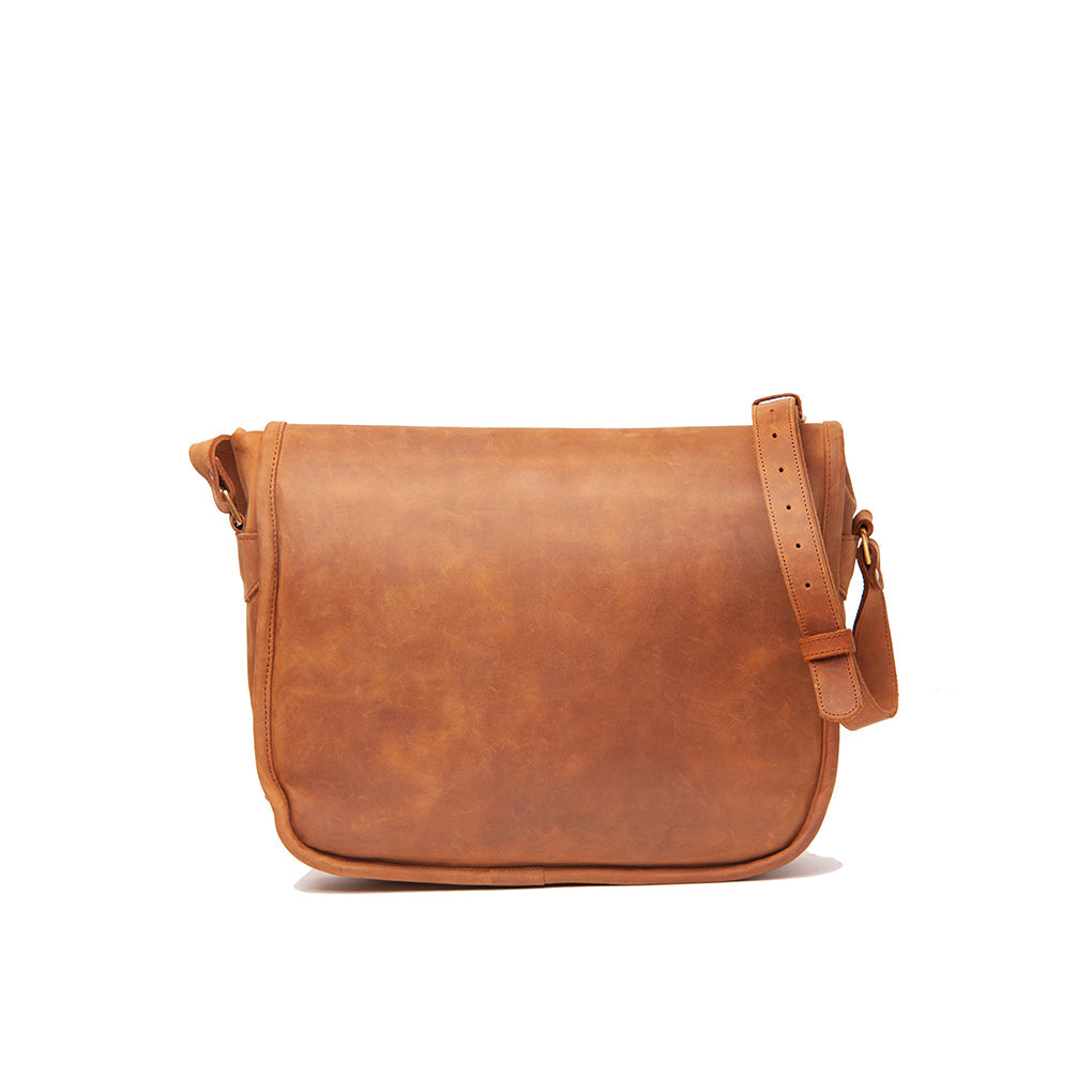 Pull-up Leather Dominic Satchel - Sandstorm Kenya (KE)