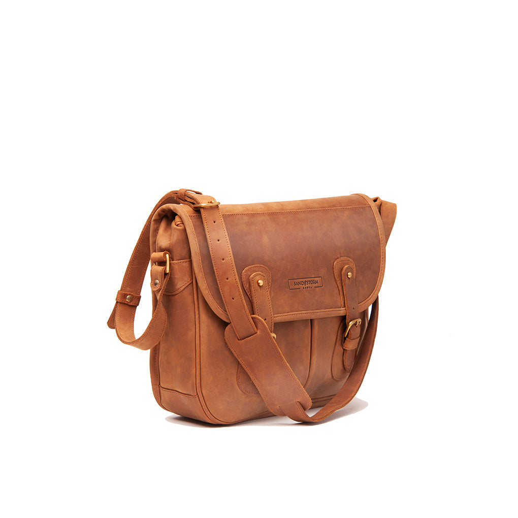 Pull-up Leather Dominic Satchel - Sandstorm Kenya (KE)
