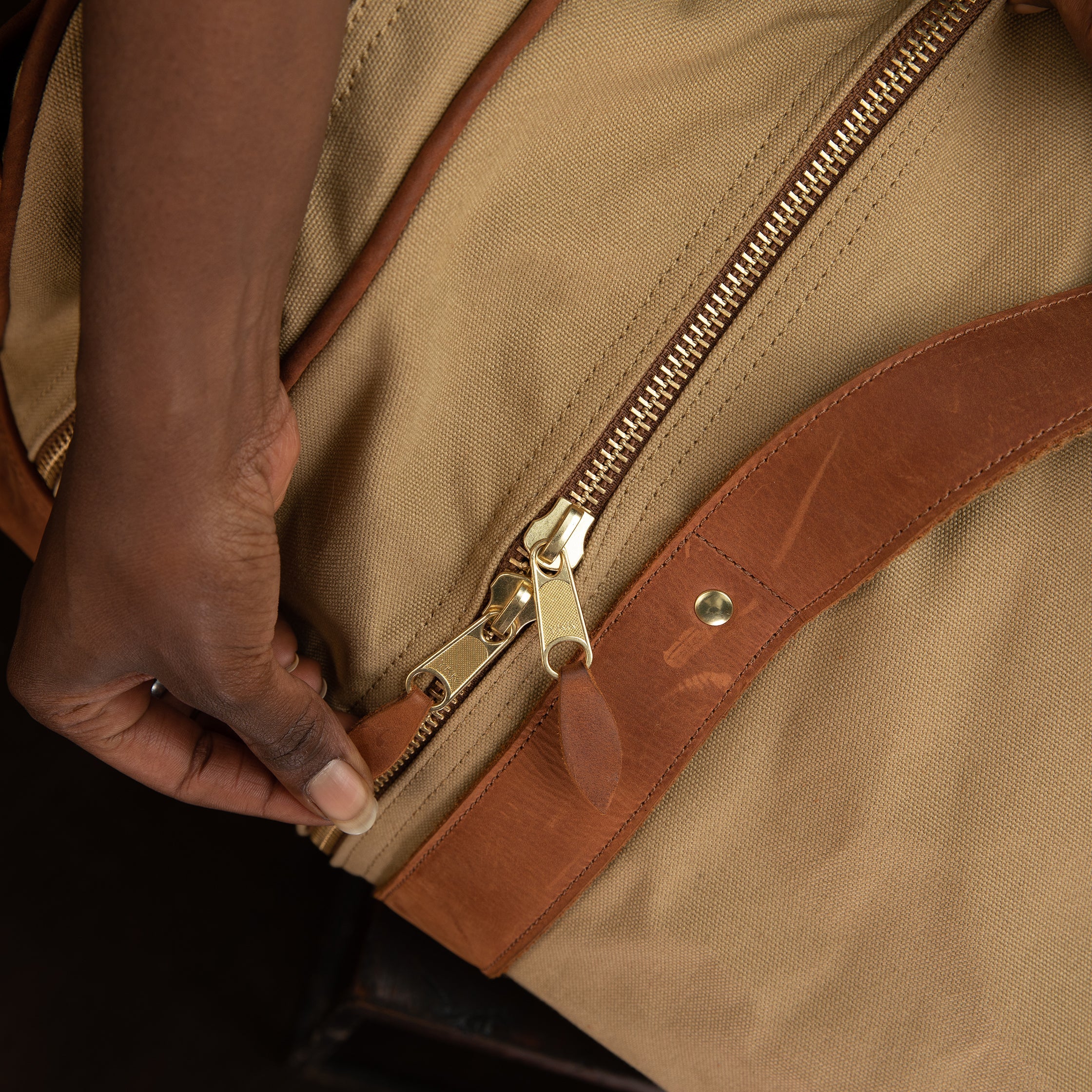 Canvas Pioneer Duffle Bag - Sandstorm Kenya (KE)