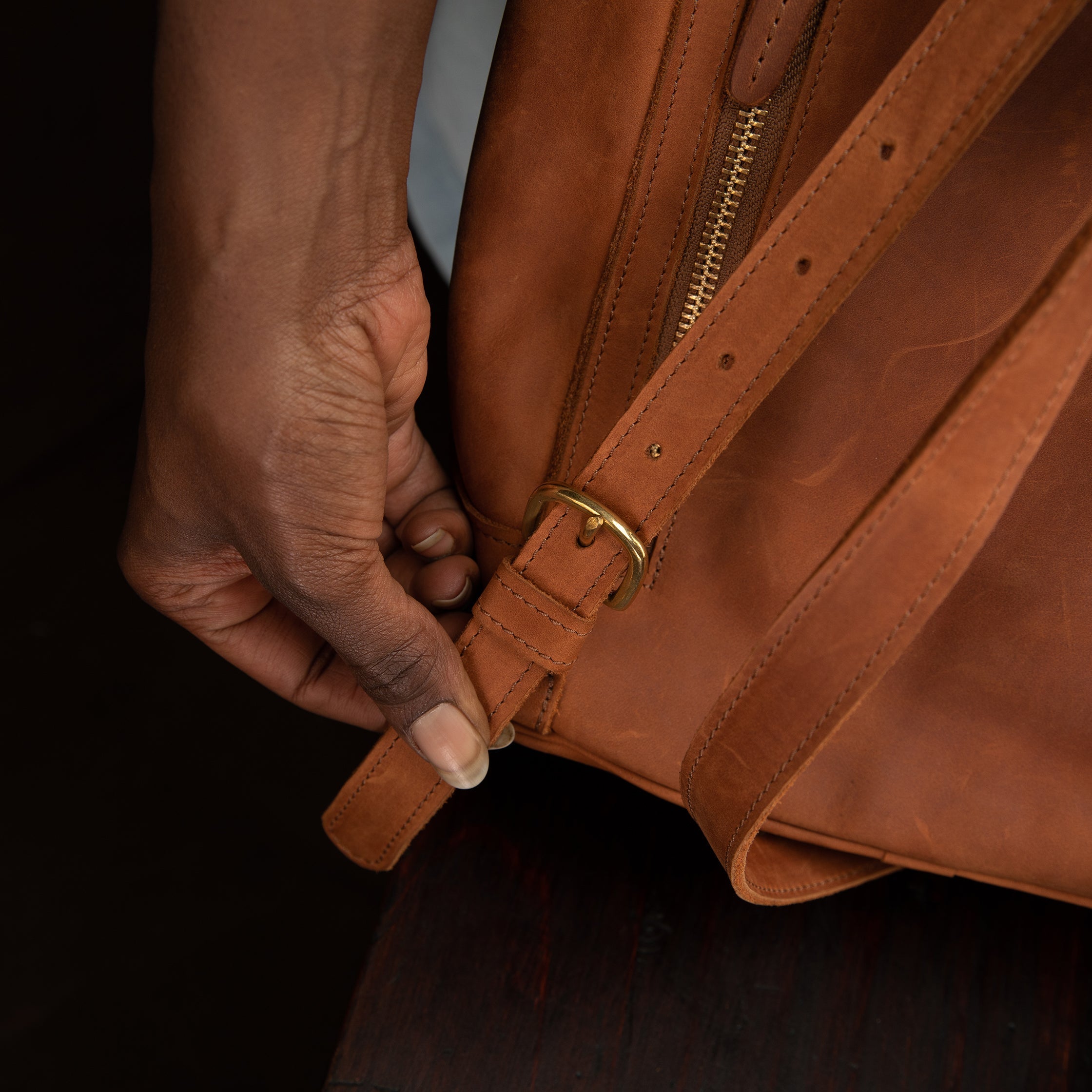 Pull-up Leather Cecilia Backpack - Sandstorm Kenya (Intl)