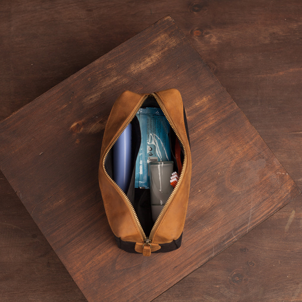 Canvas Weekend Washbag - Sandstorm Kenya (KE)
