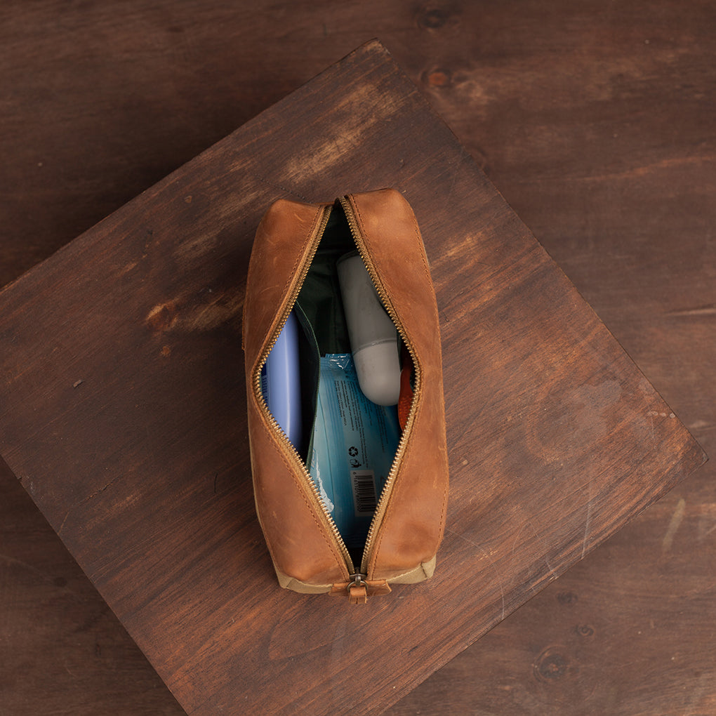 Canvas Weekend Washbag - Sandstorm Kenya (KE)