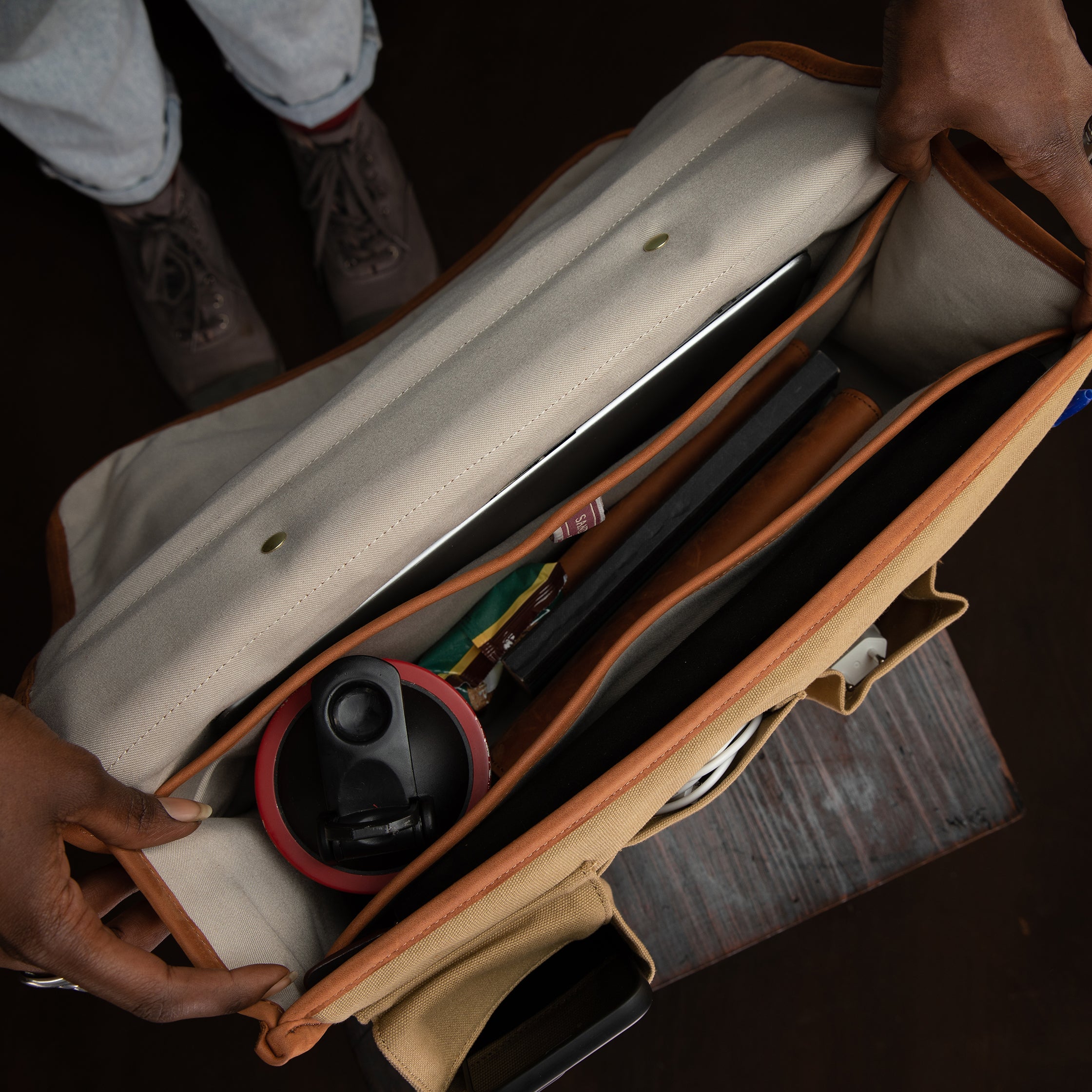 Canvas Executive Briefcase - Sandstorm Kenya (KE)