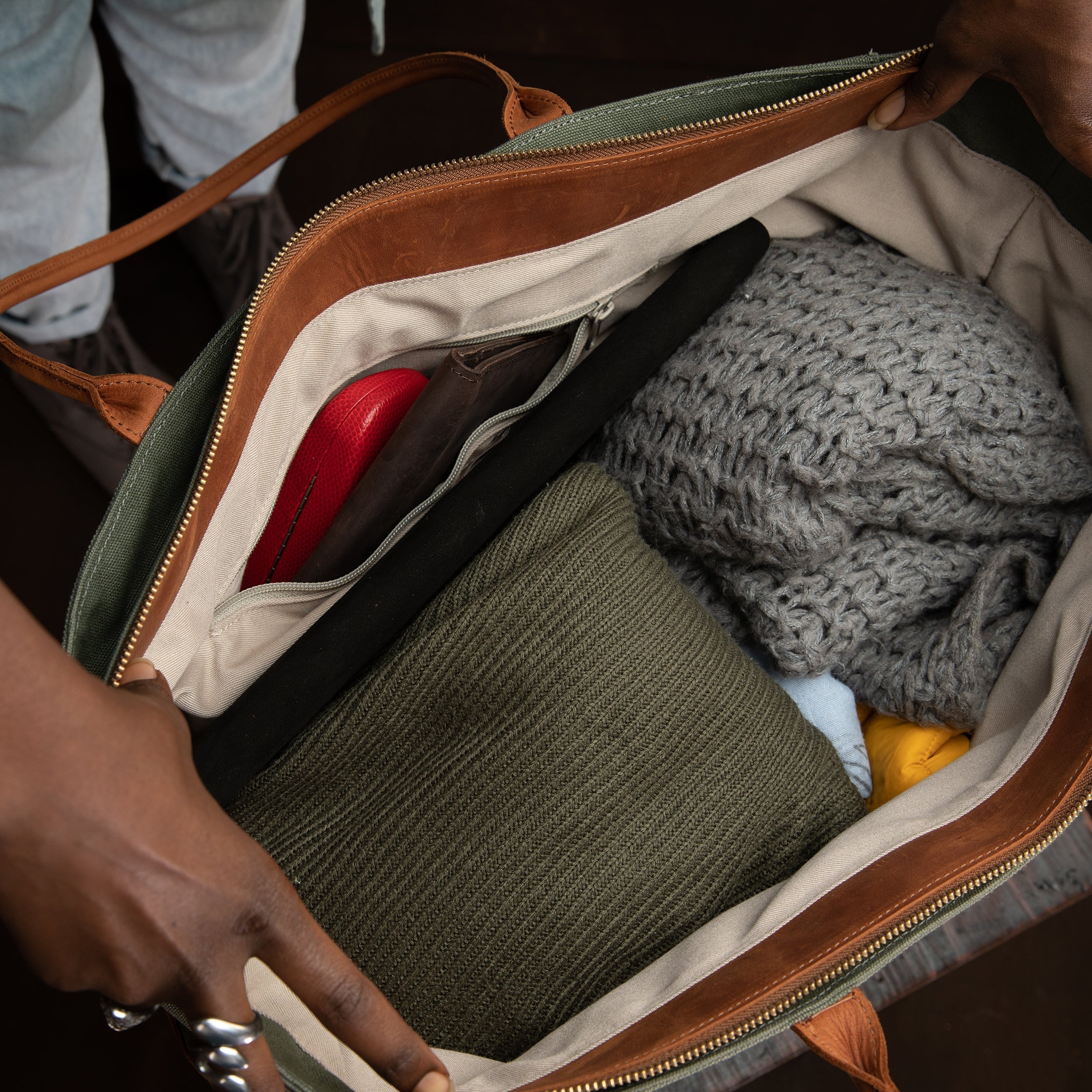 Canvas Faith Weekender - Sandstorm Kenya (KE)